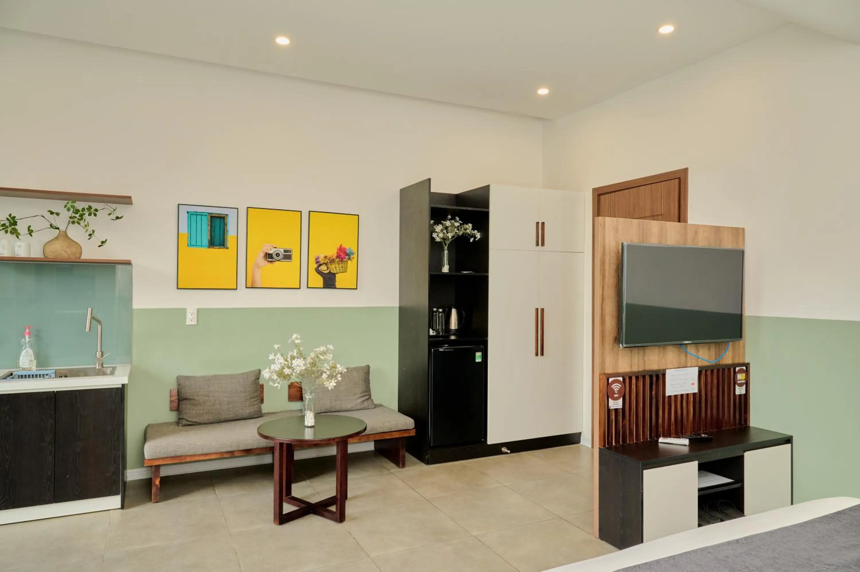 TV and multimedia in Charm Champion Villa Hoian