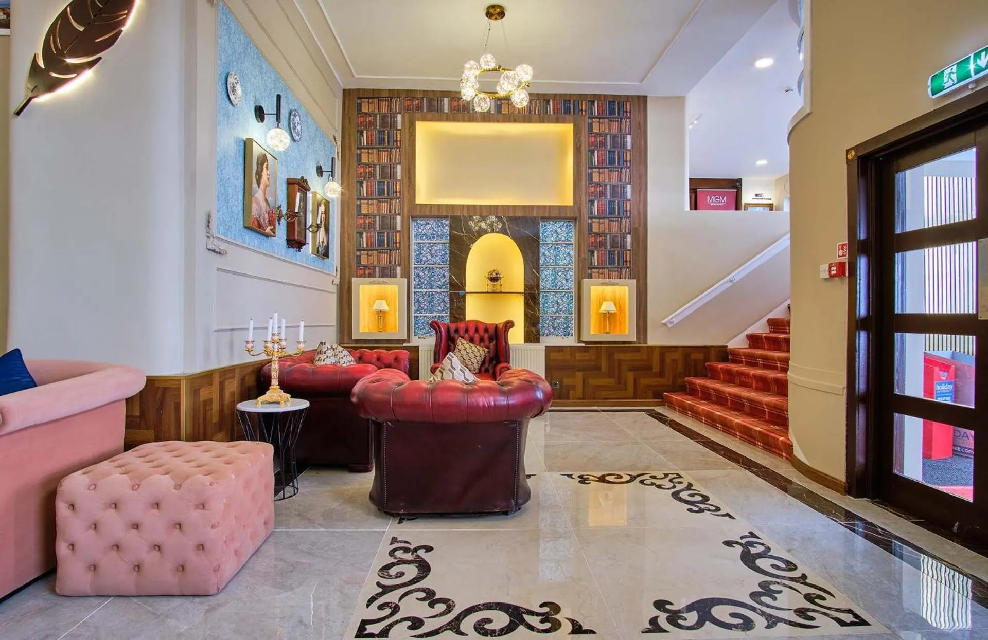 Living room in Muthu Oban Regent Hotel