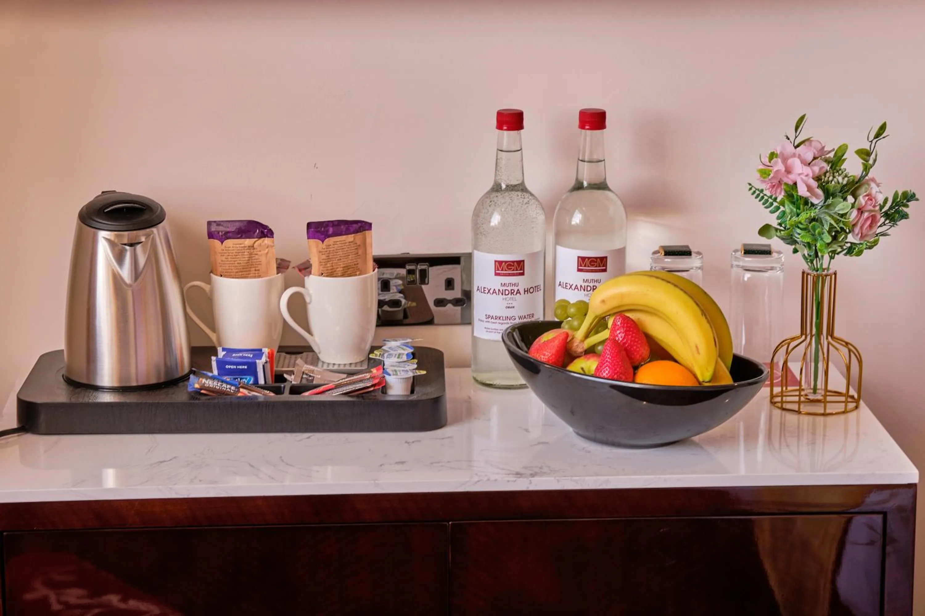 Coffee/tea facilities in Muthu Oban Regent Hotel