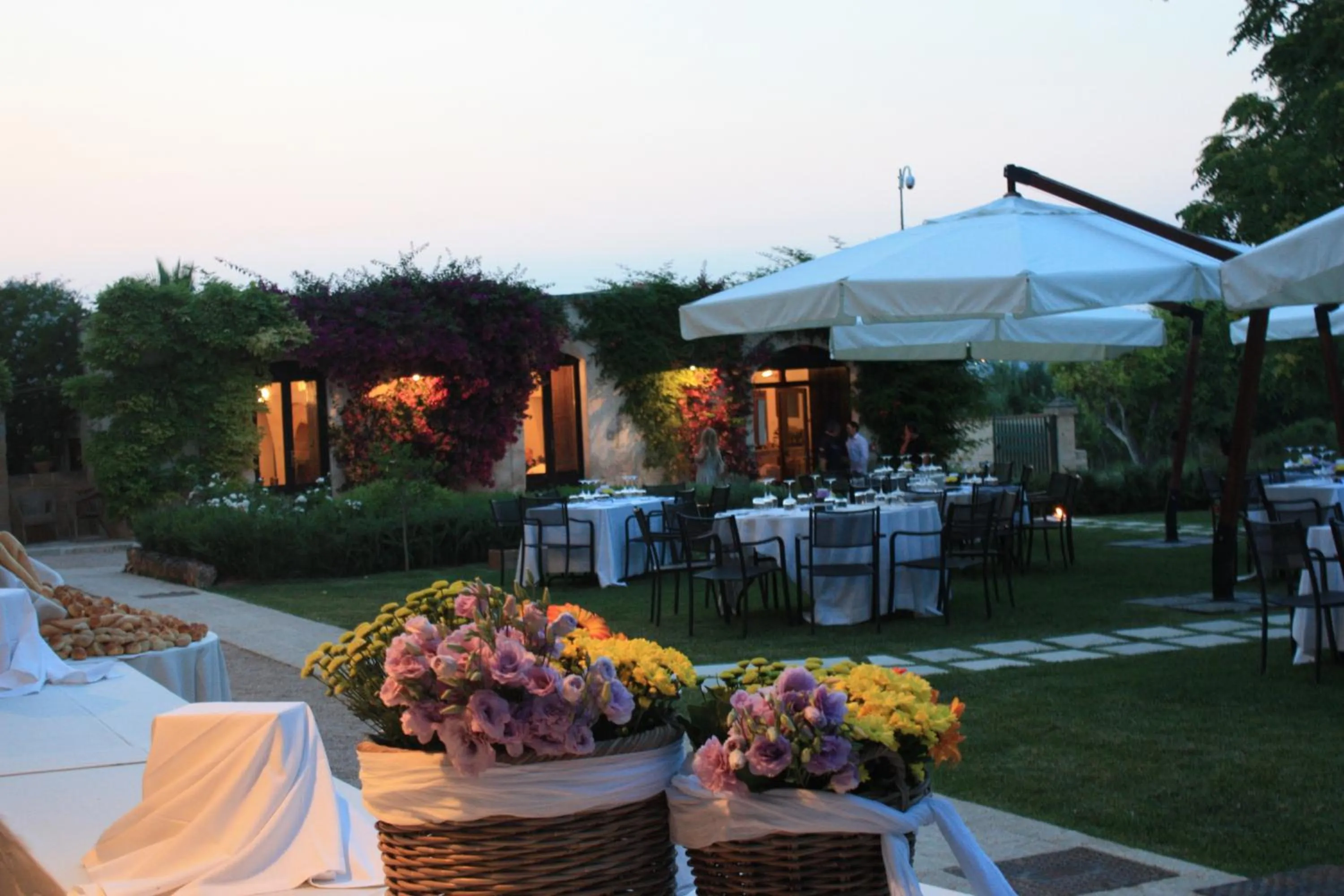 Restaurant/places to eat in Cefalicchio B&B