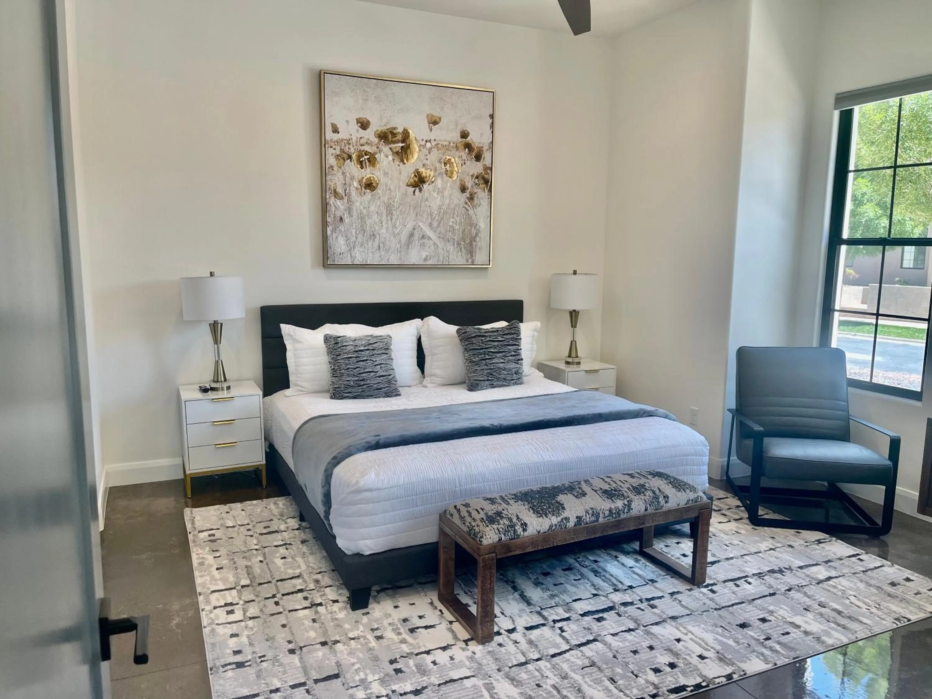 Bed in Casa Blanca luxury Villa Private pool sleeps 30!