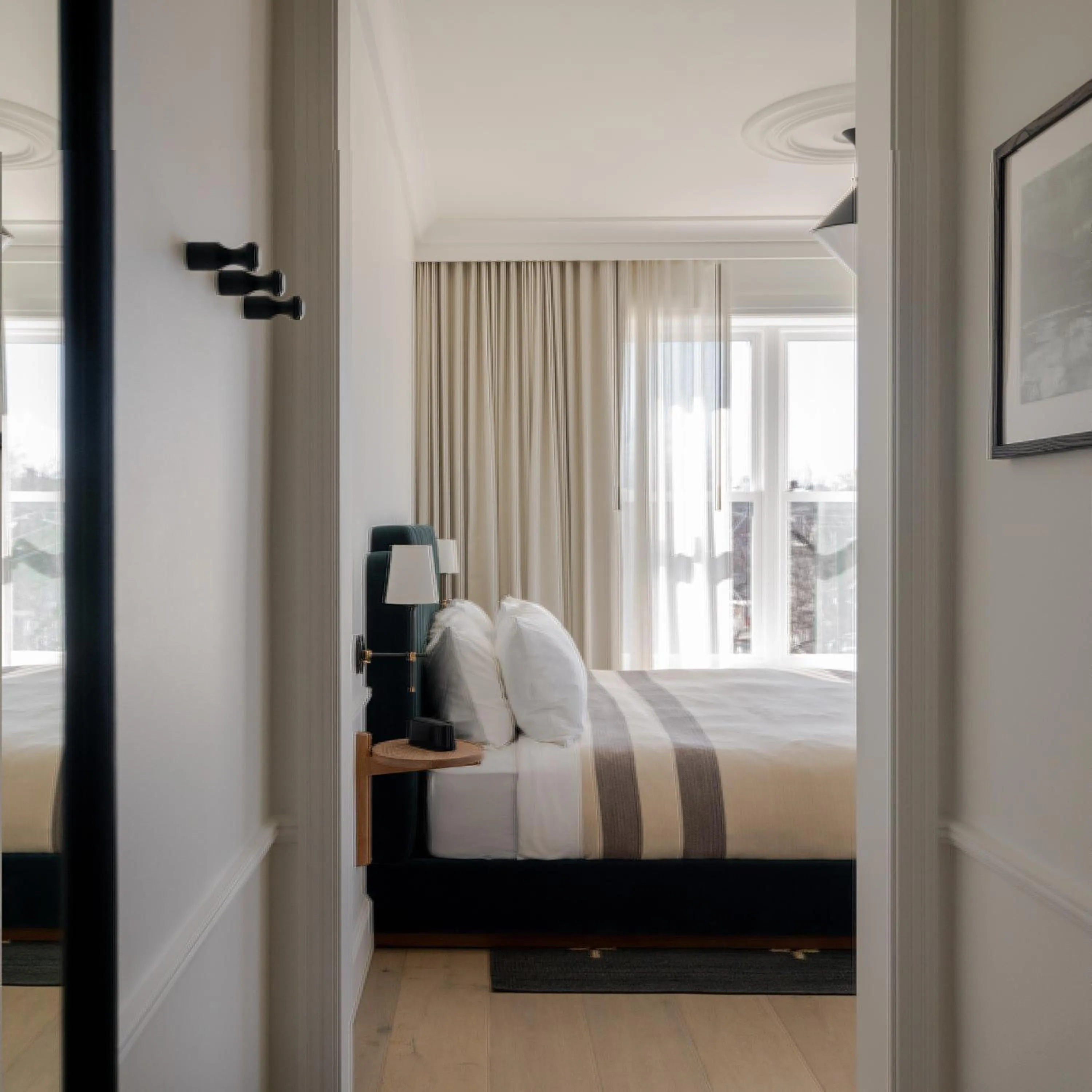 Bed in Longfellow Hotel