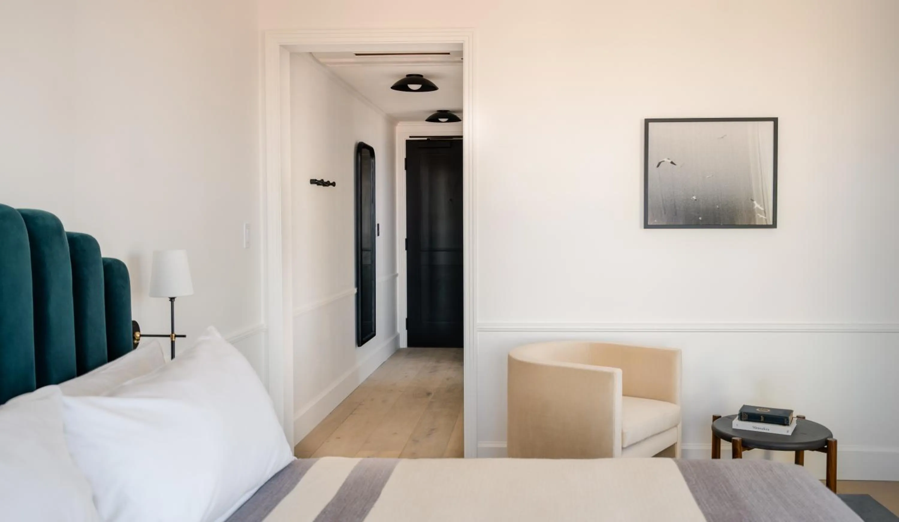 Bed in Longfellow Hotel