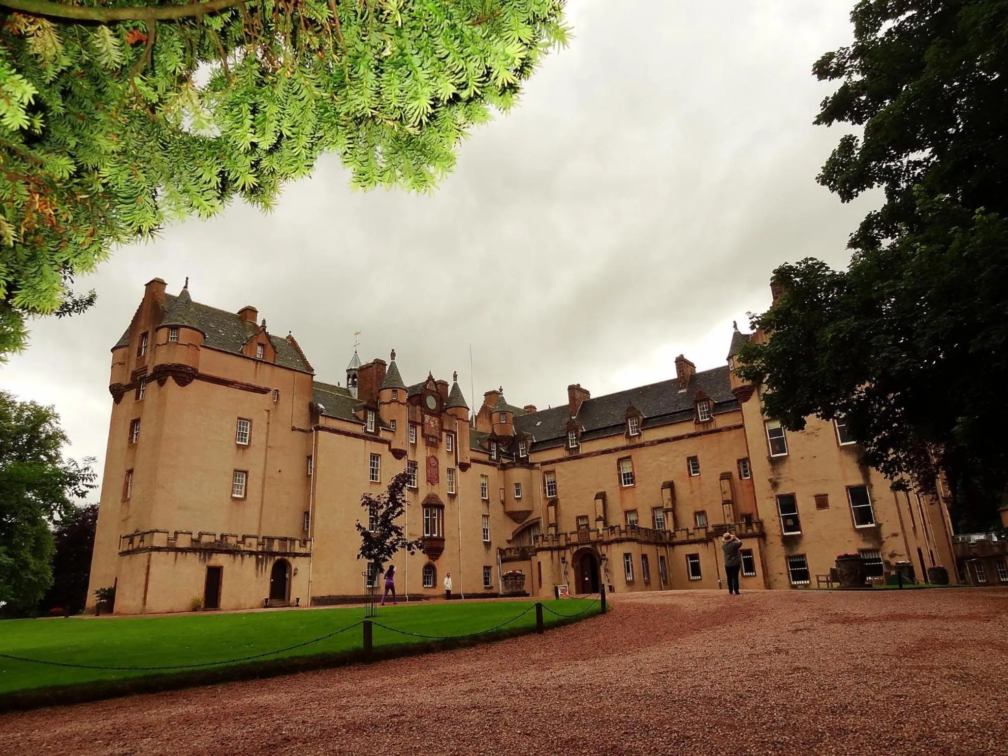 Nearby landmark in Newburgh Inn