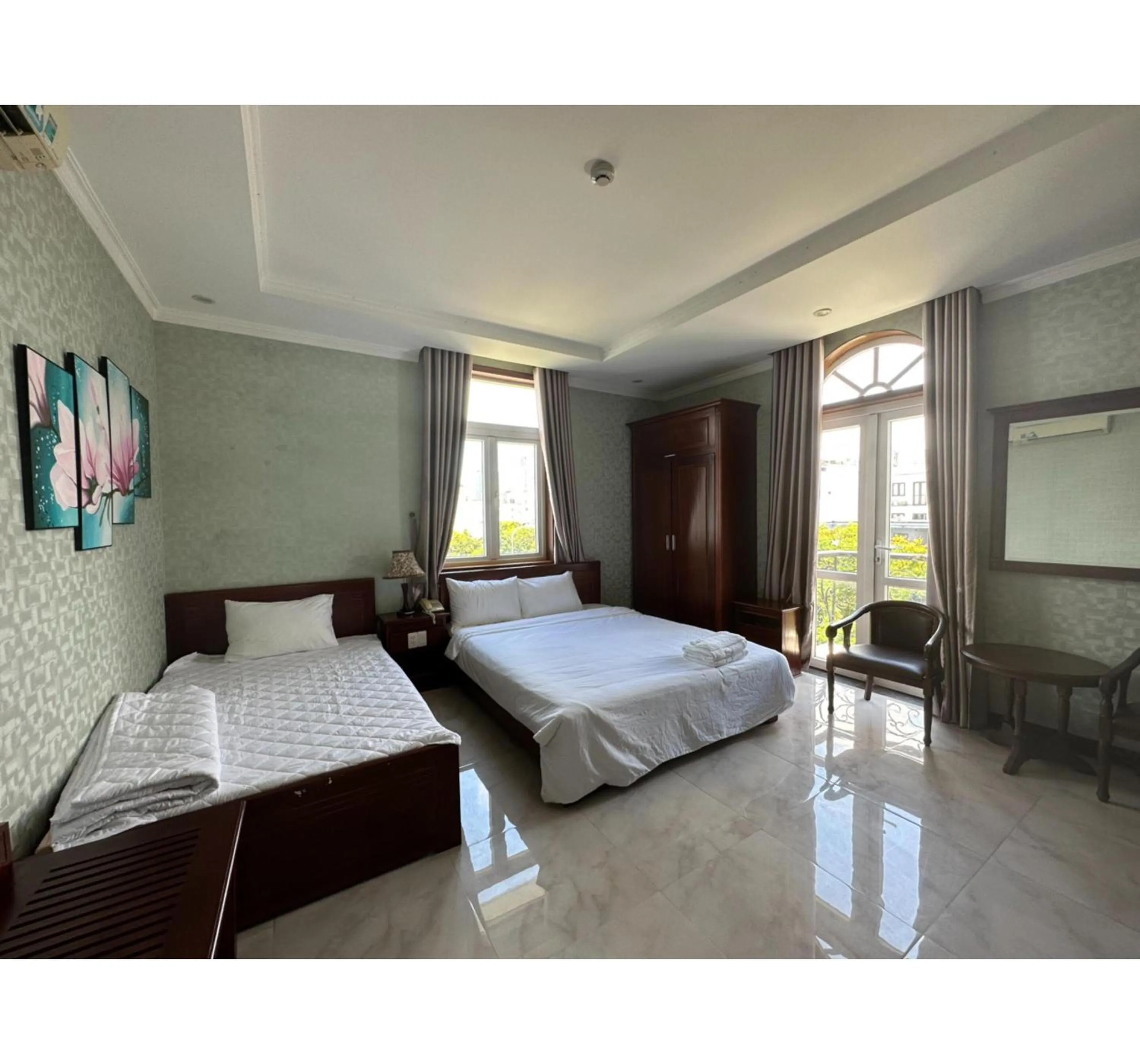 Bedroom in Capital O 1183 Villa Le Na