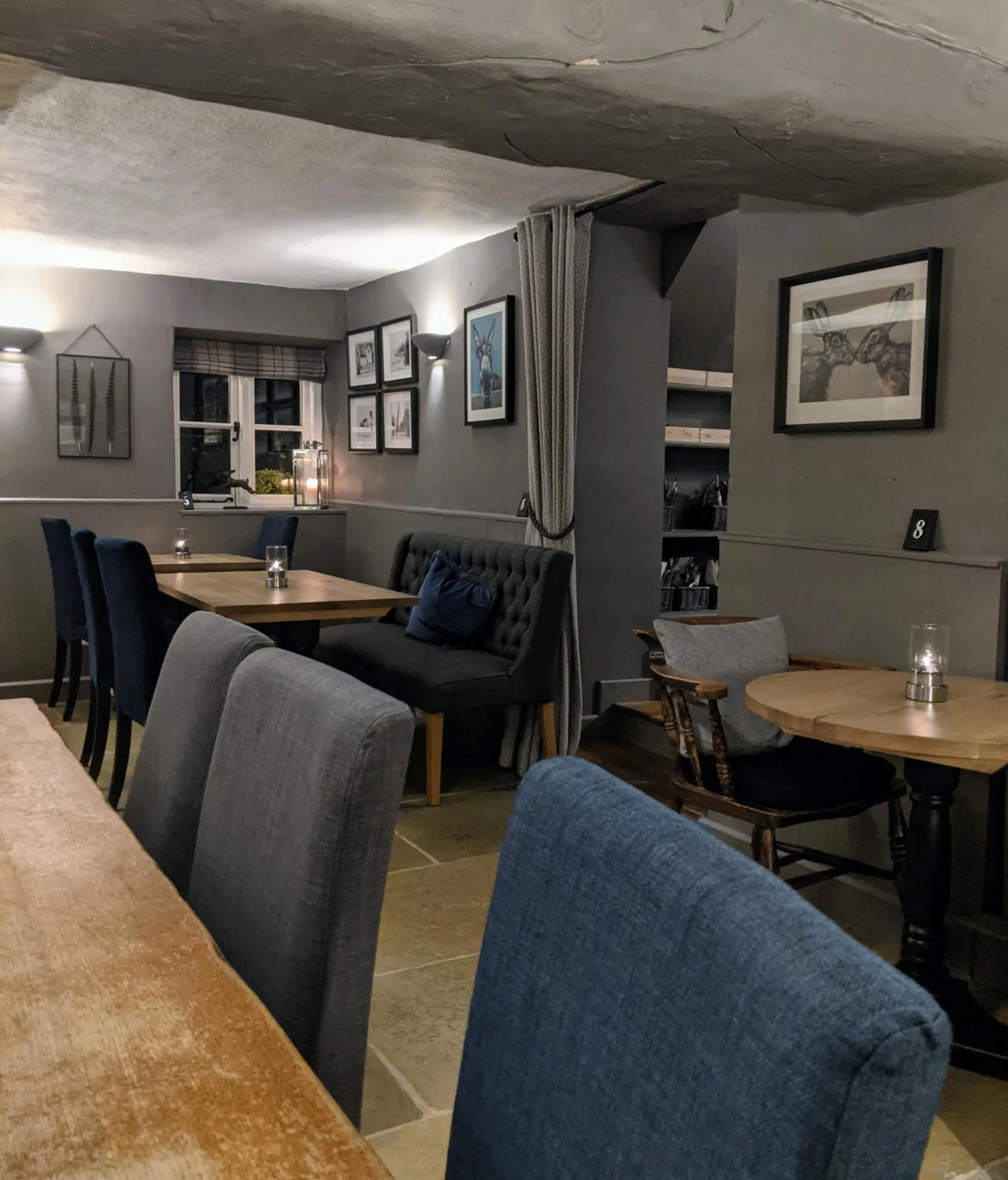 Dining area in The Keepers Arms