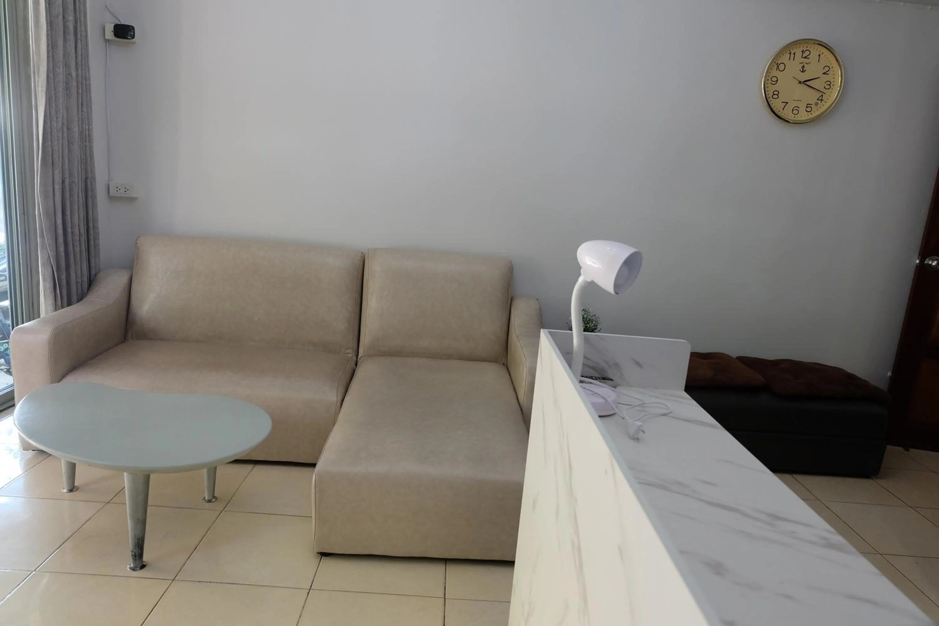 Lobby or reception in OYO 75429 '101 place navanakorm'