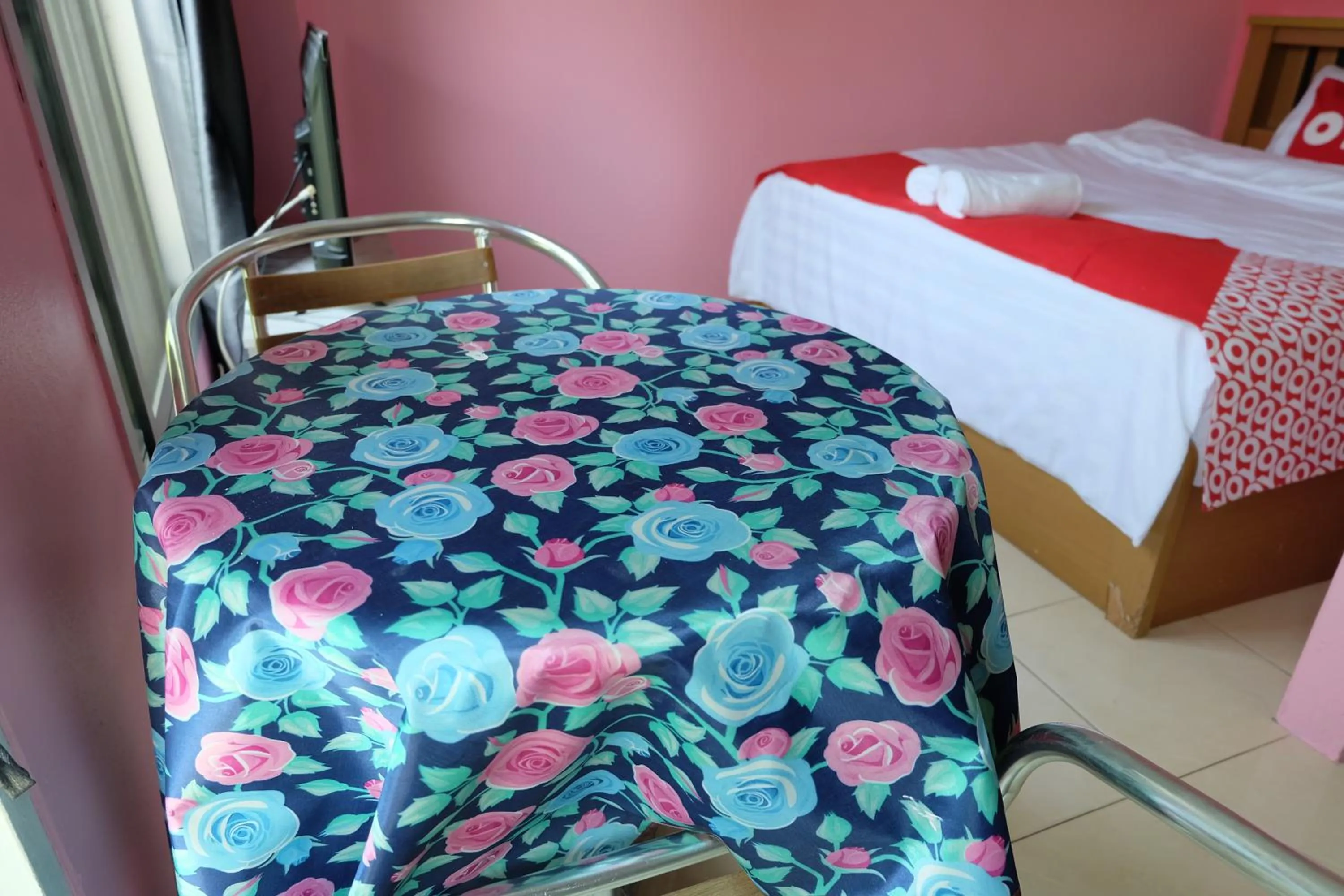 Bedroom, Bed in OYO 75429 '101 place navanakorm'