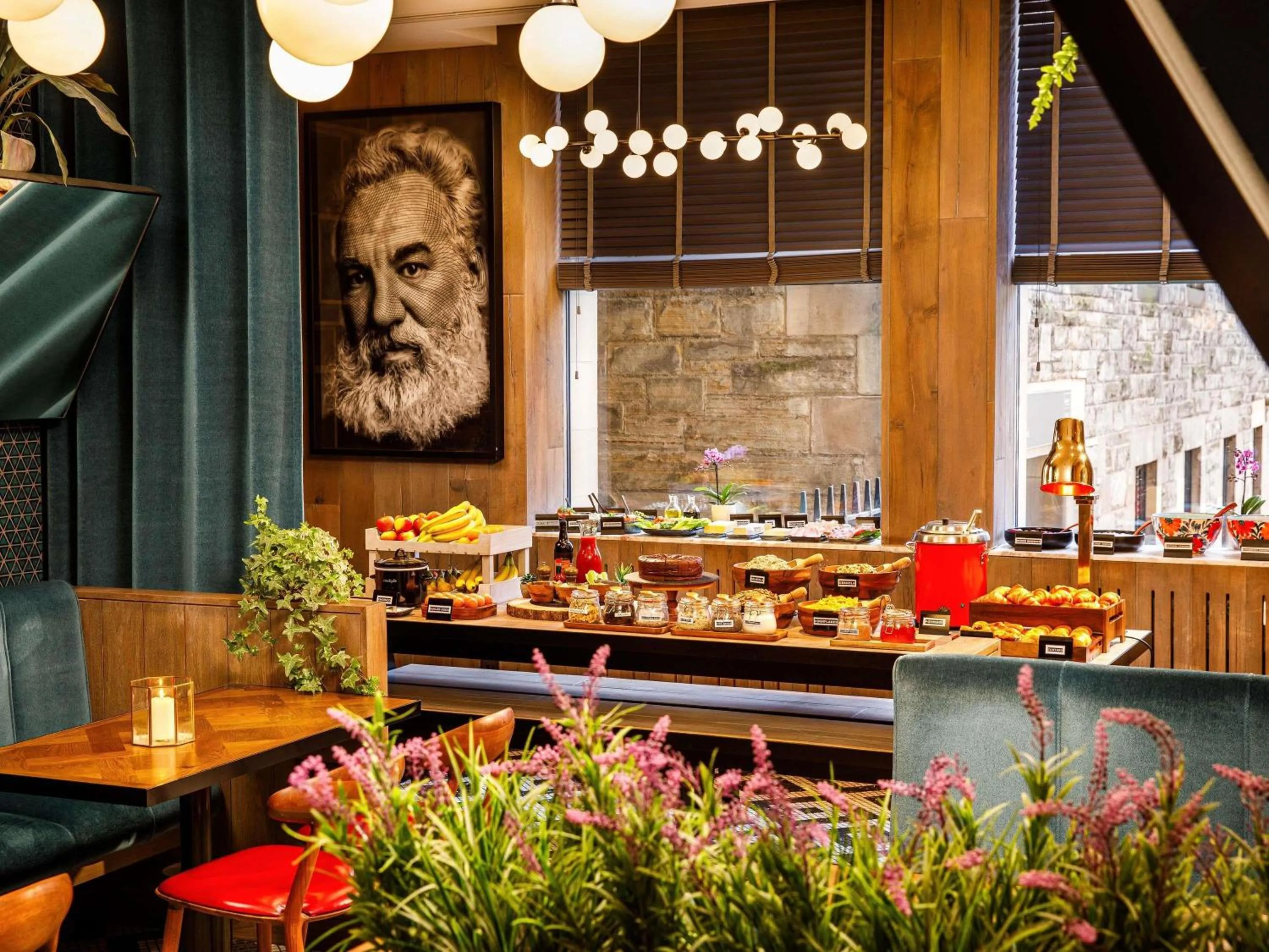 Property building in ibis Styles Edinburgh St Andrew Square