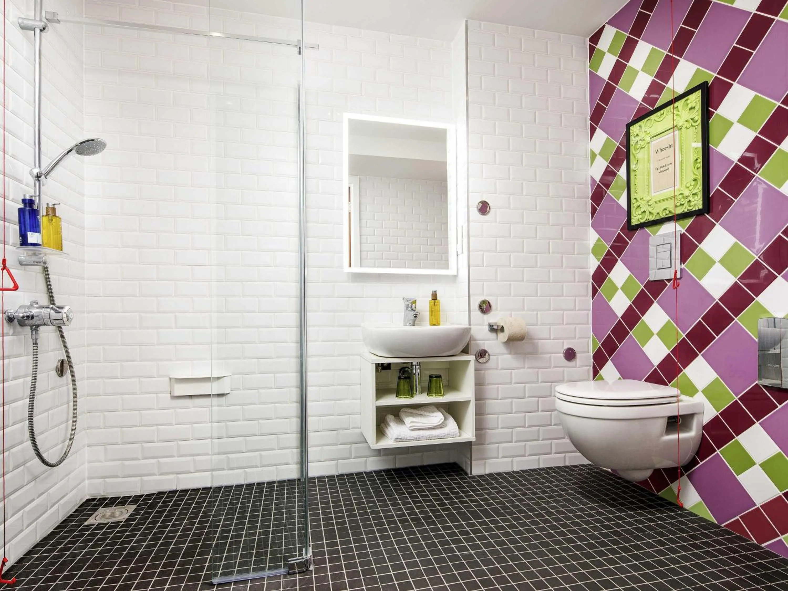 Bedroom in ibis Styles Edinburgh St Andrew Square