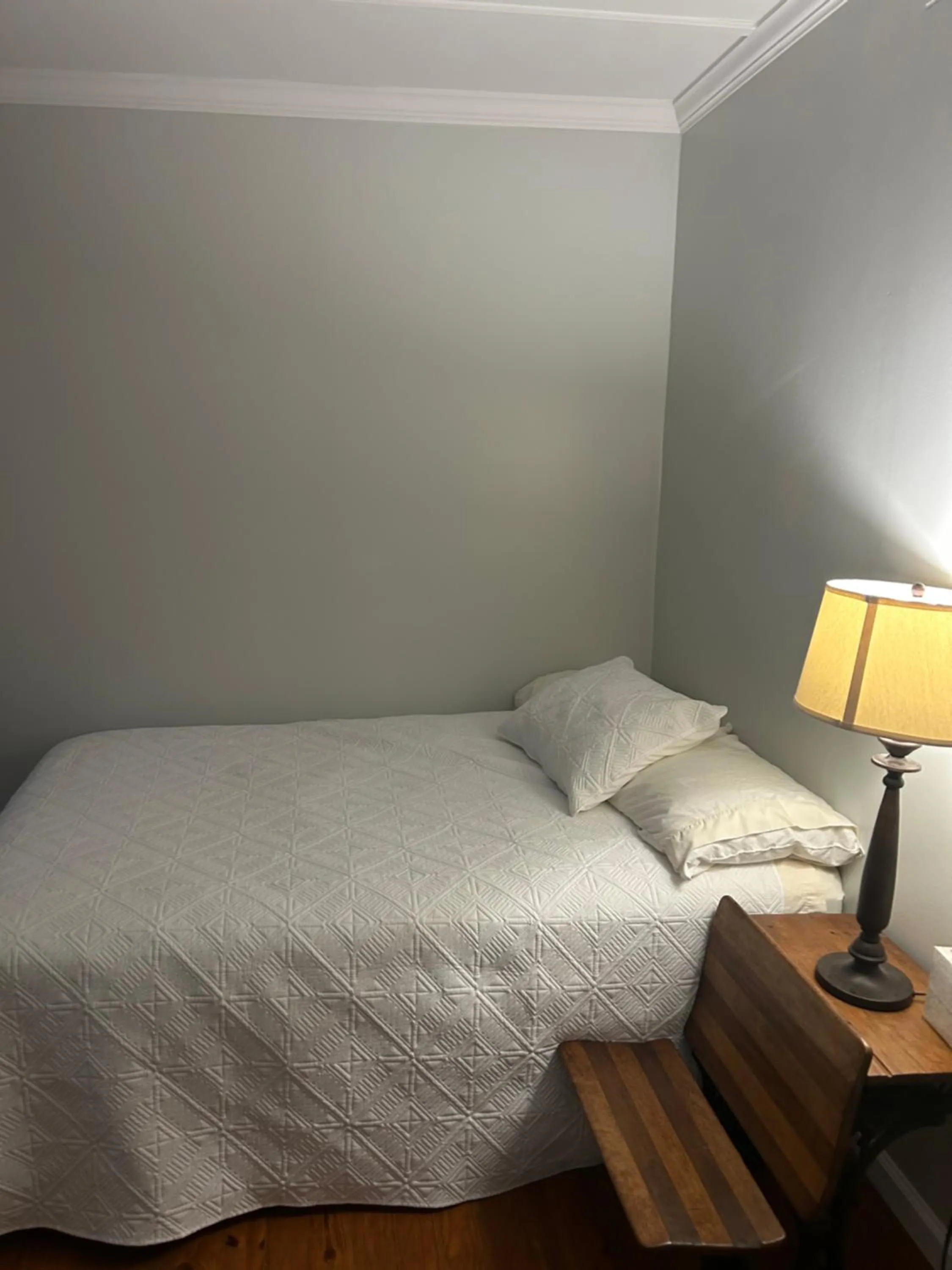 Bed in Boulevard Motel