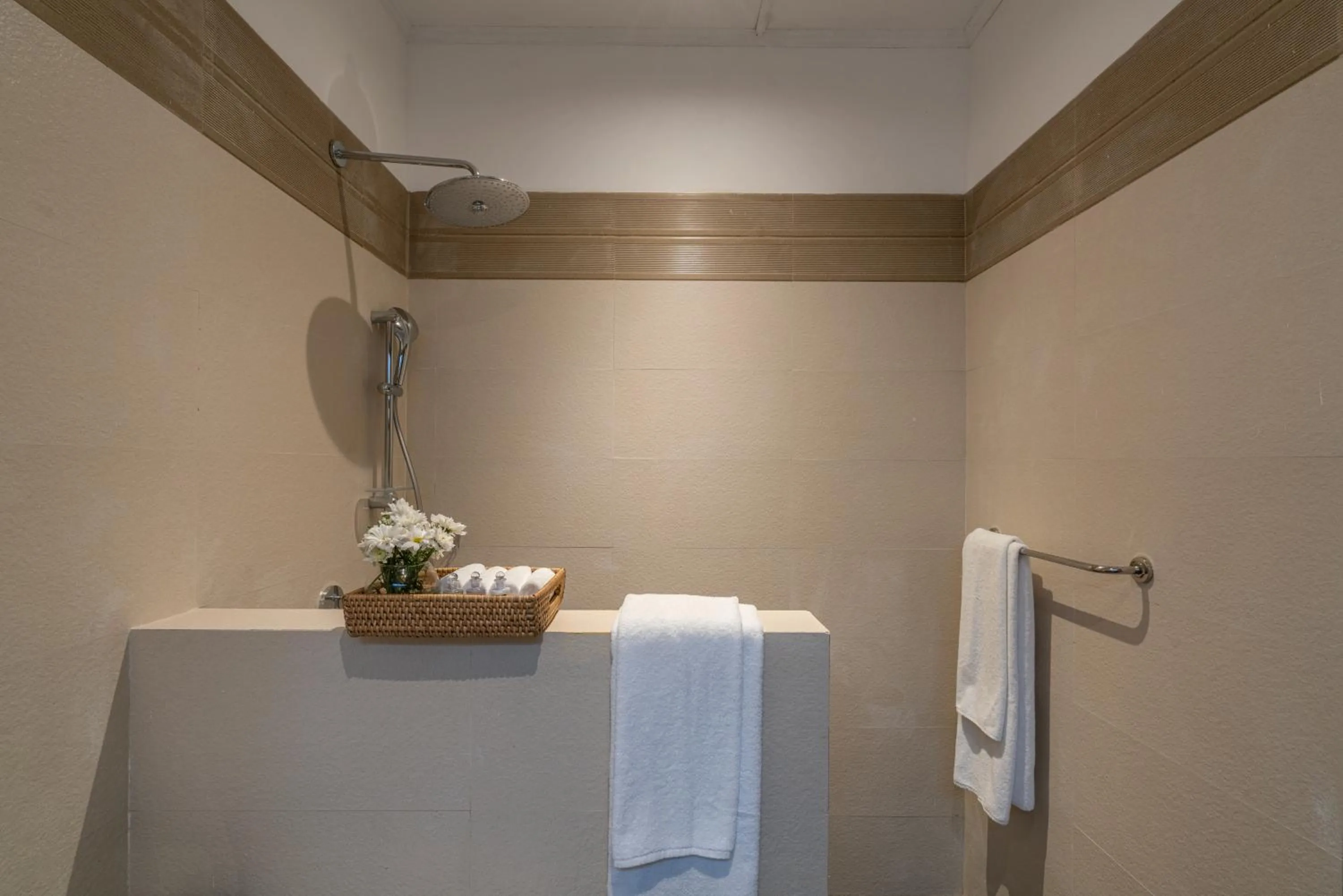 Bathroom in Ceylo Villas