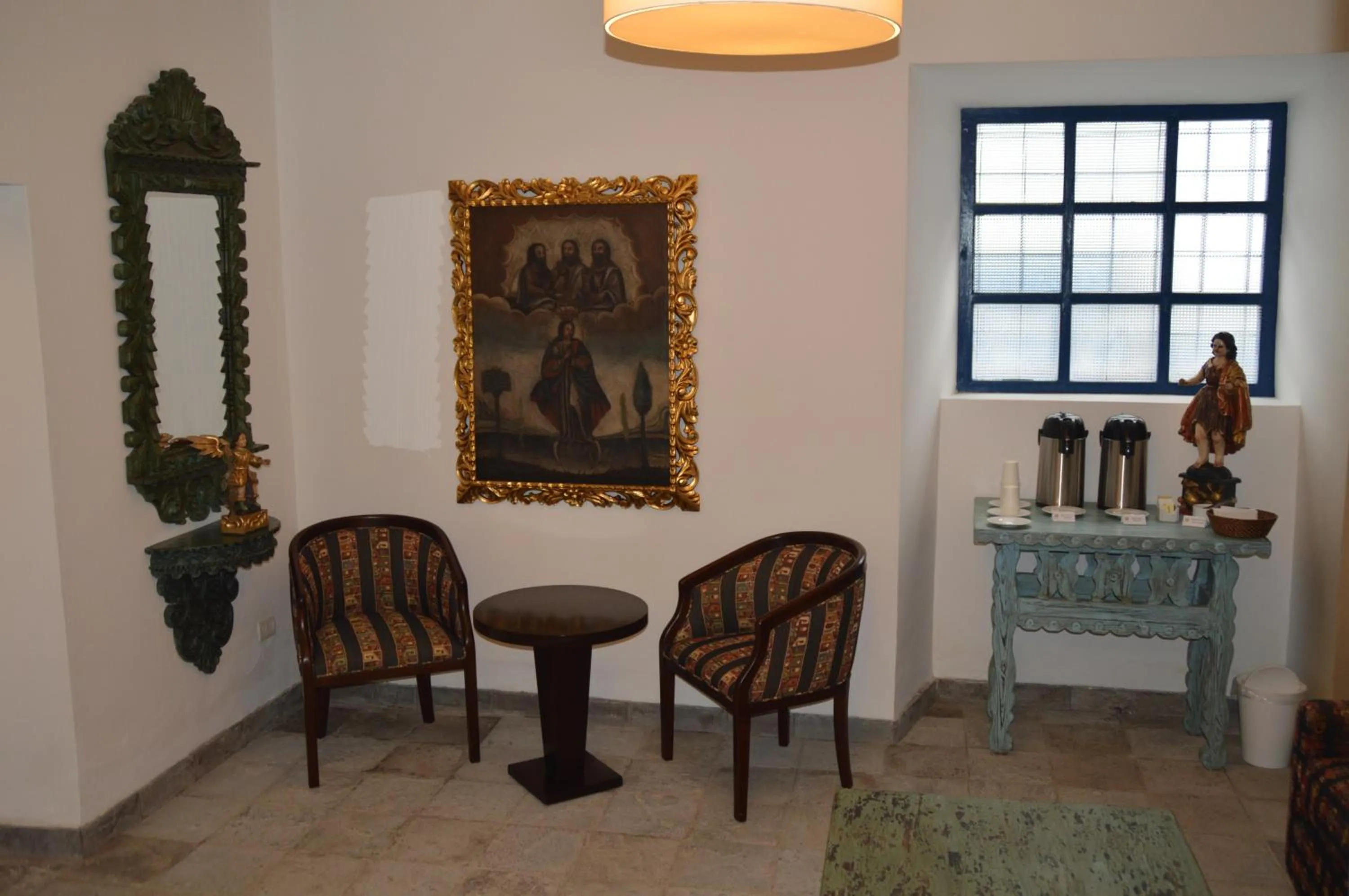 Communal lounge/ TV room in Tierra Viva Cusco San Blas