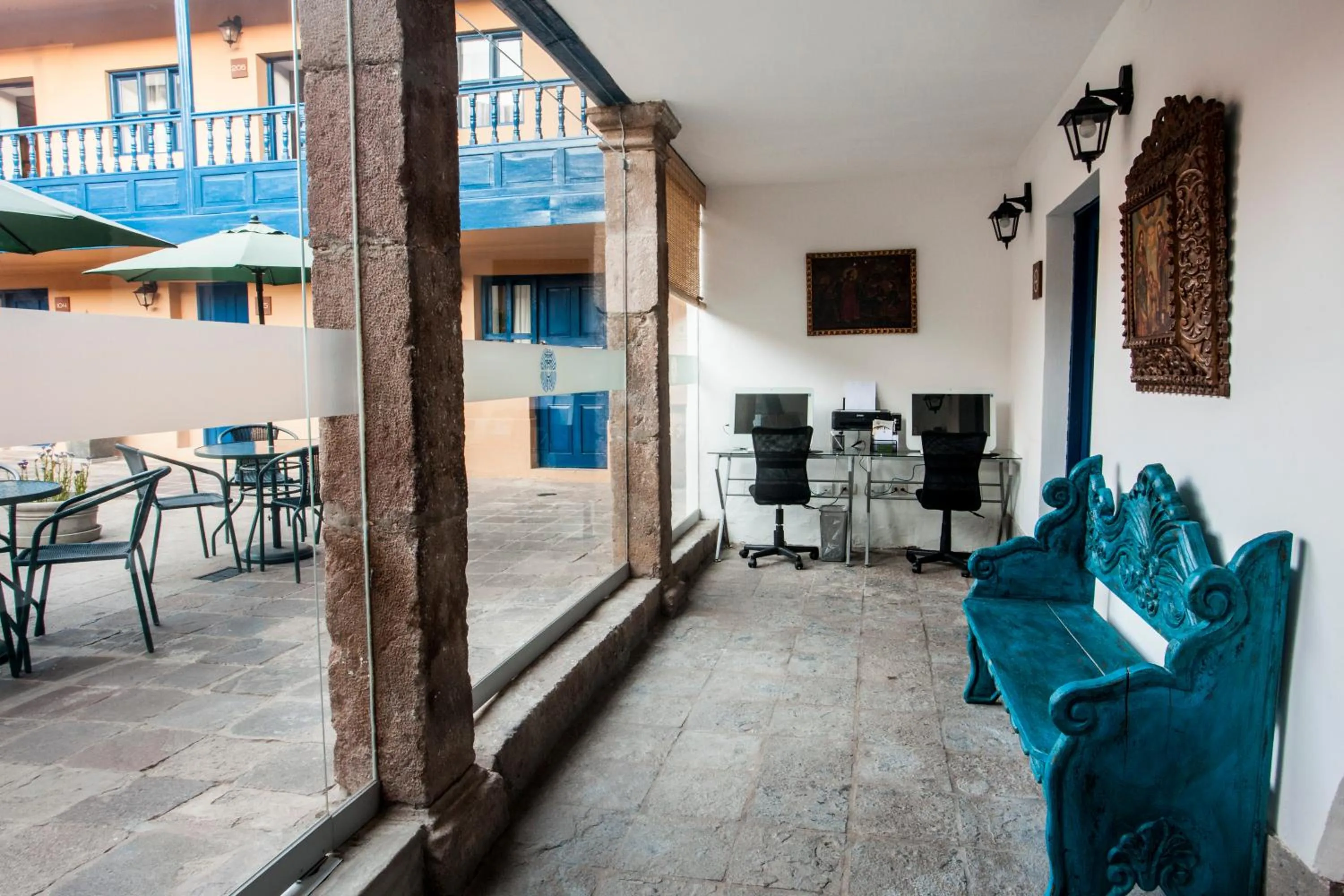 TV and multimedia in Tierra Viva Cusco San Blas