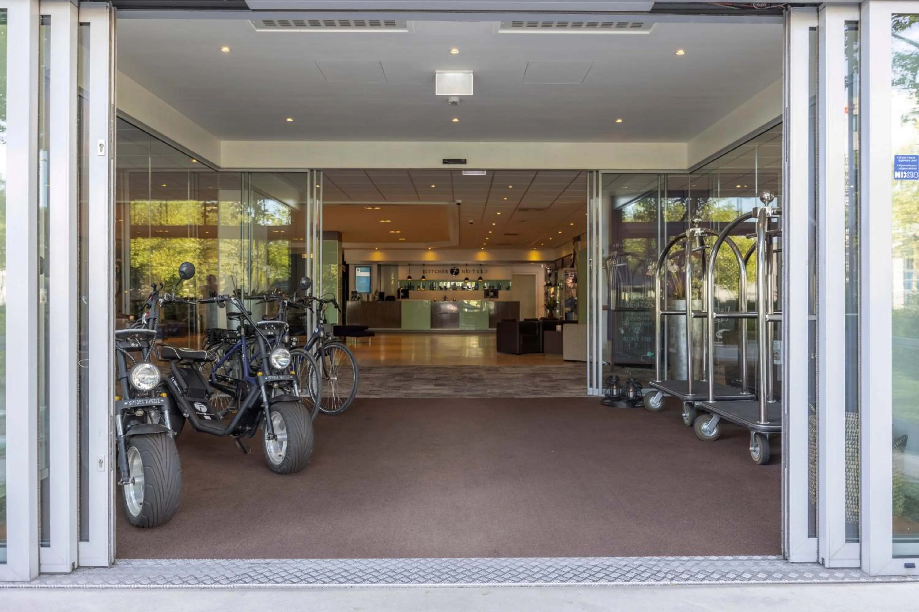 Facade/entrance in Fletcher Hotel-Restaurant Nieuwegein-Utrecht
