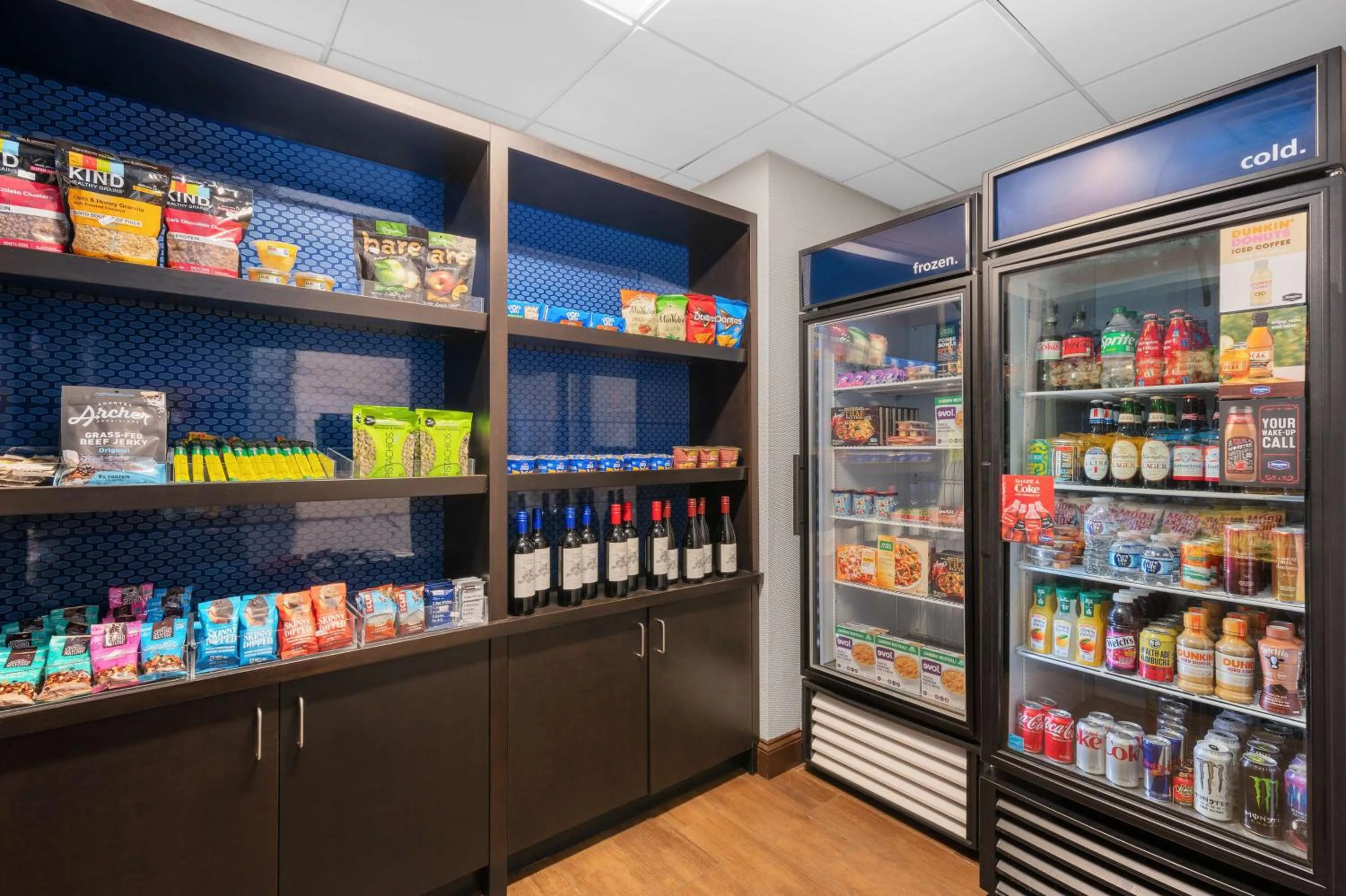 Restaurant/places to eat in Hampton Inn Atlanta McDonough