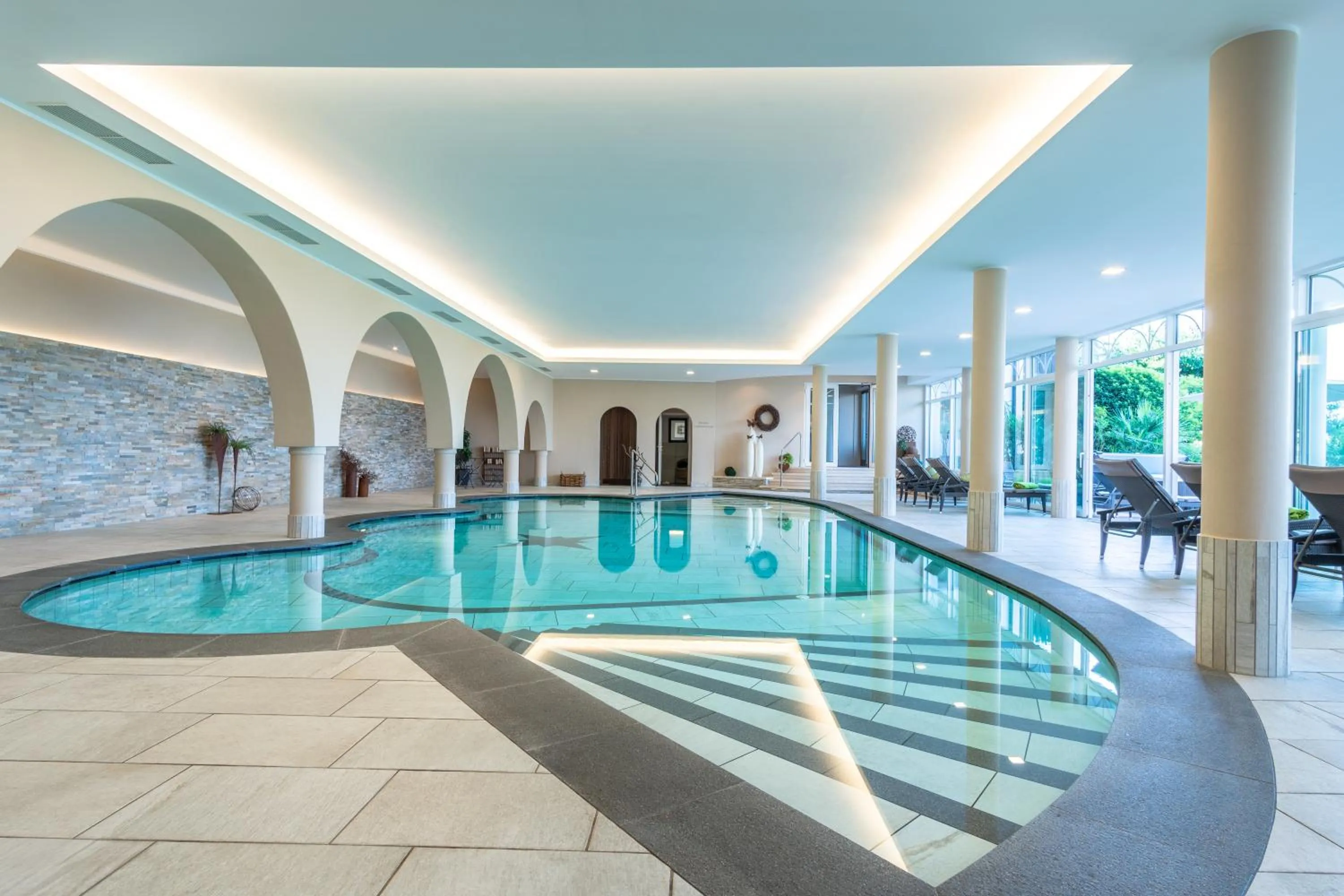 Swimming pool in Hotel Garni Katnau