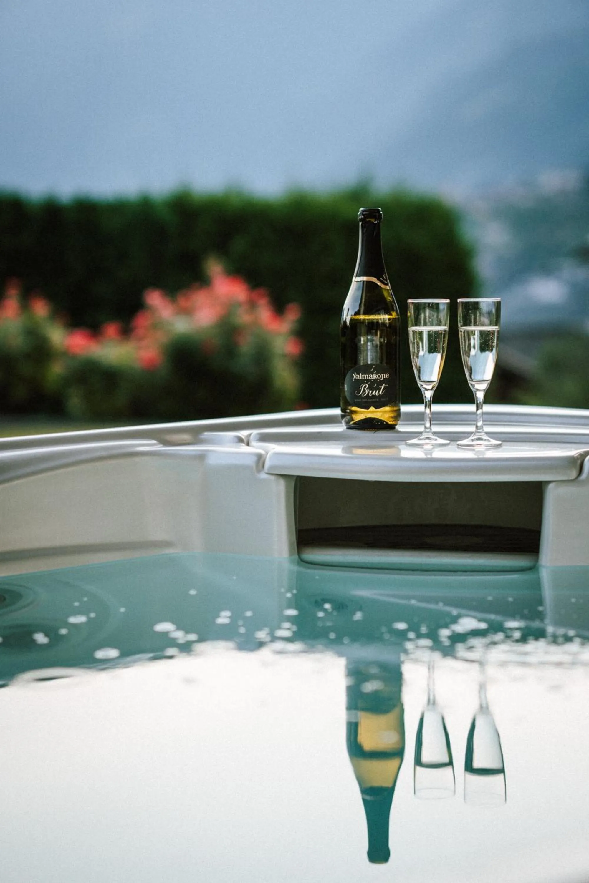 Hot Tub in Hotel Garni Katnau