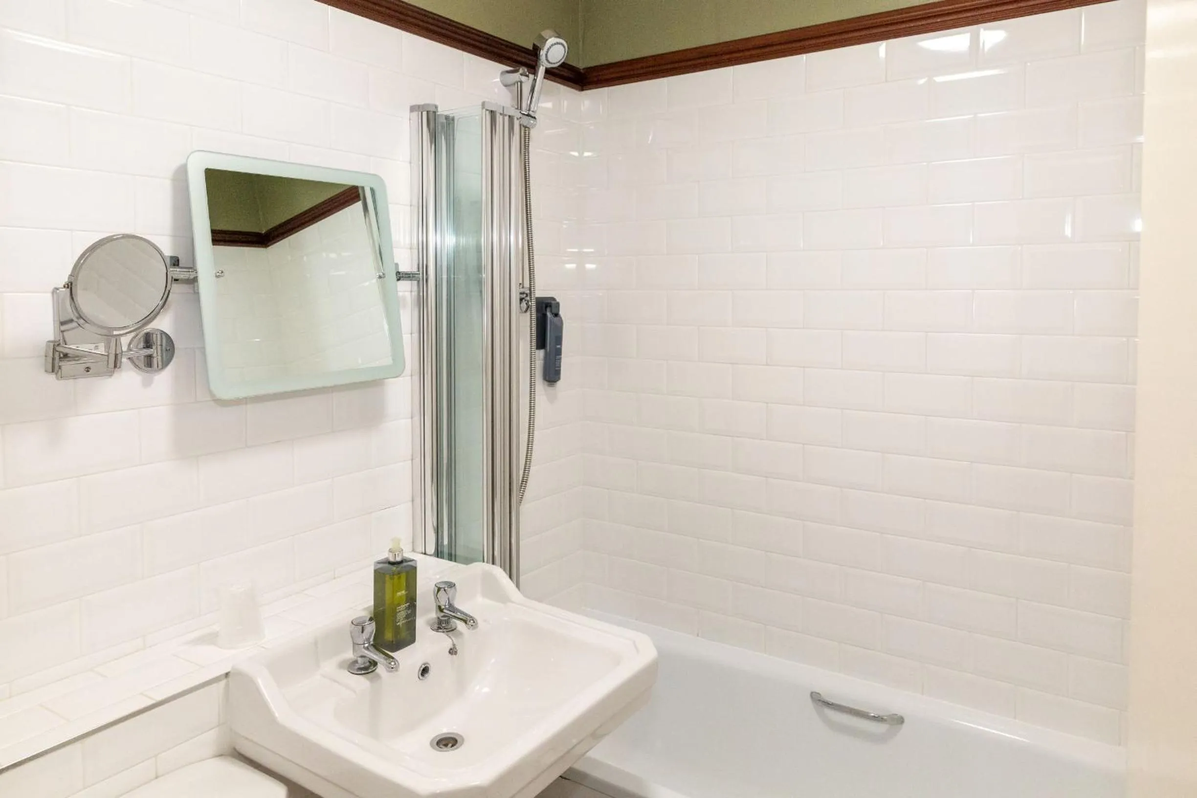 Bathroom in The Royal Hotel