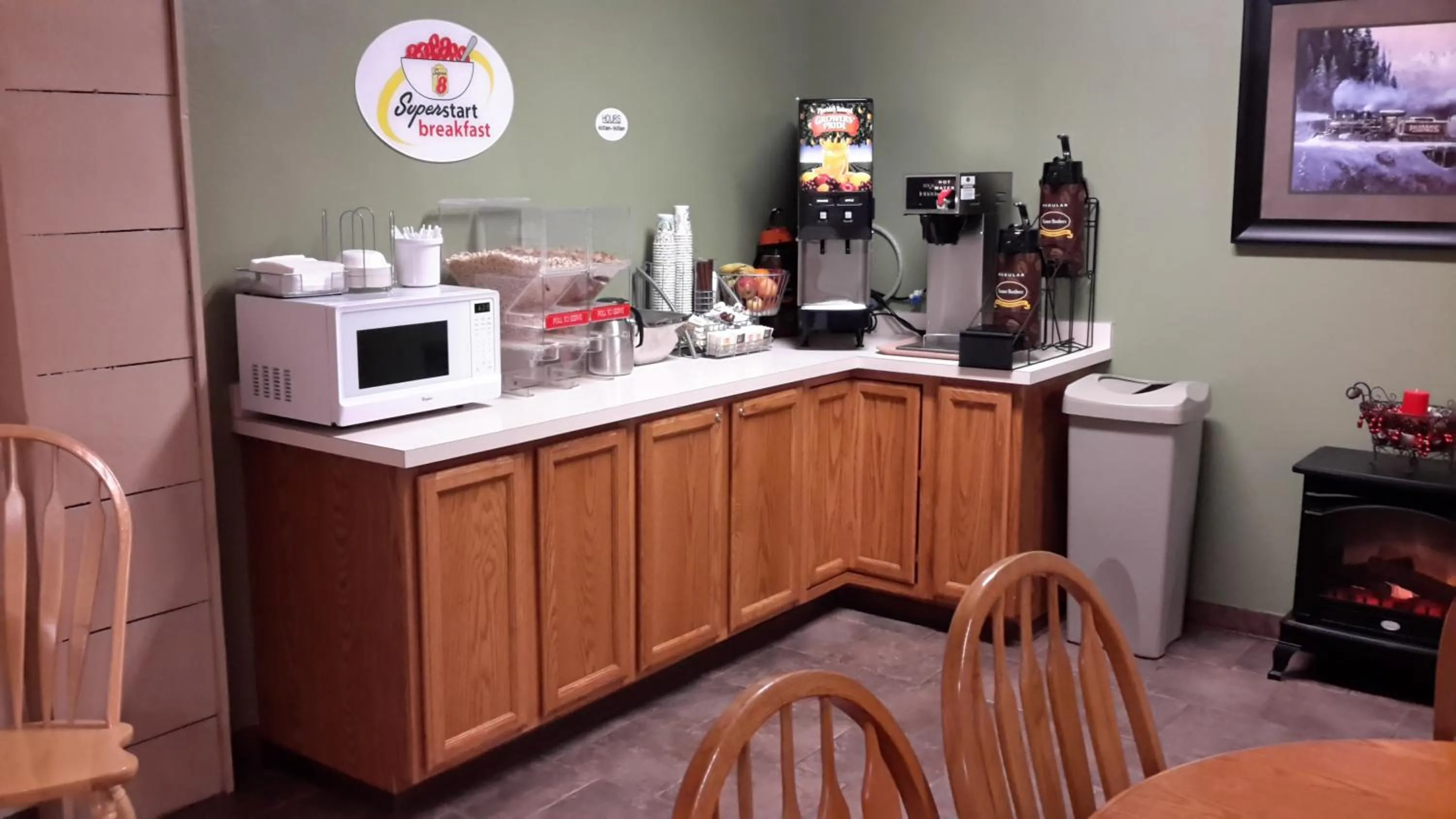 Continental breakfast in Super 8 by Wyndham Cut Bank