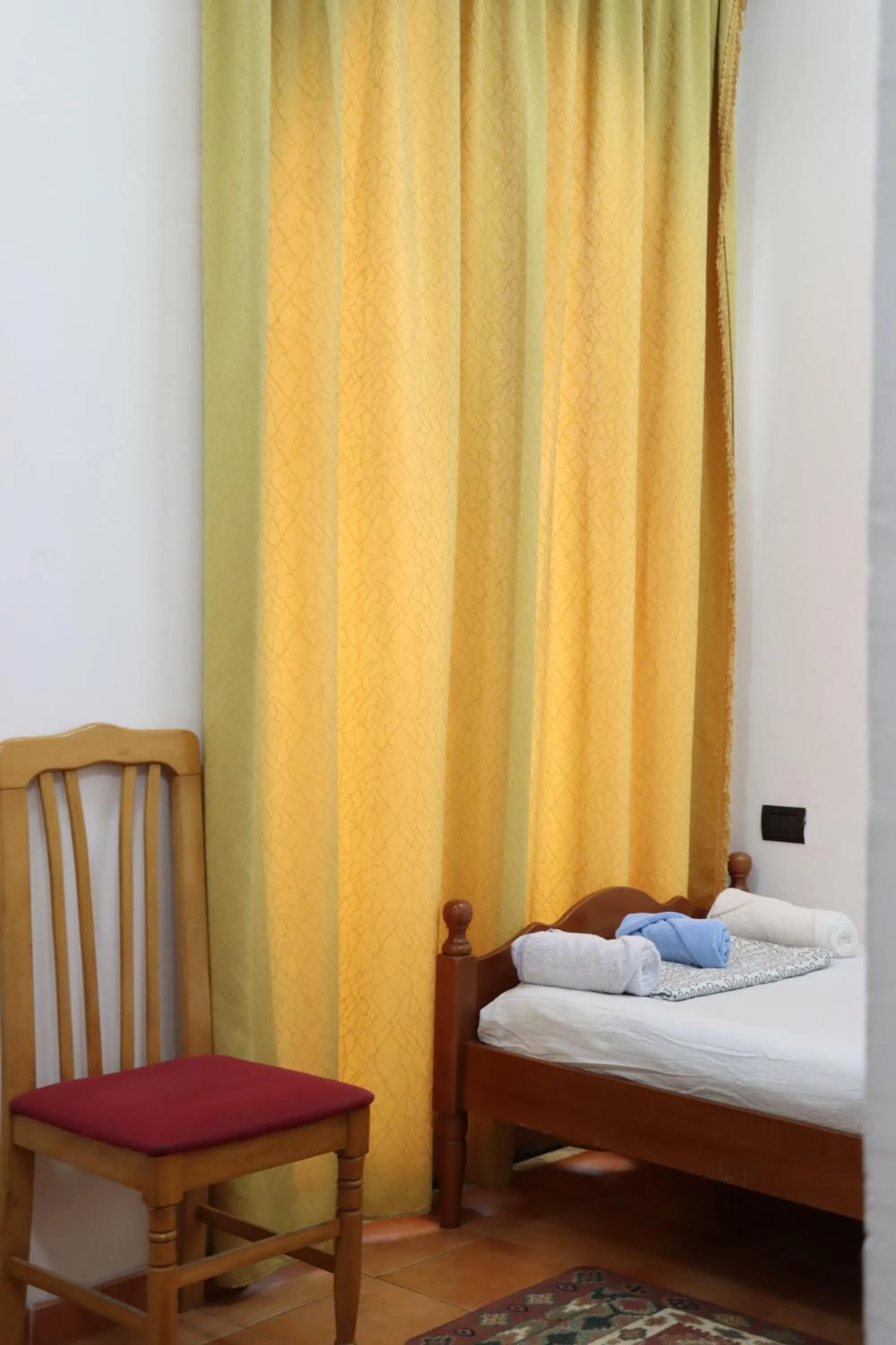 room service, Bed in ~Villa Gloria~