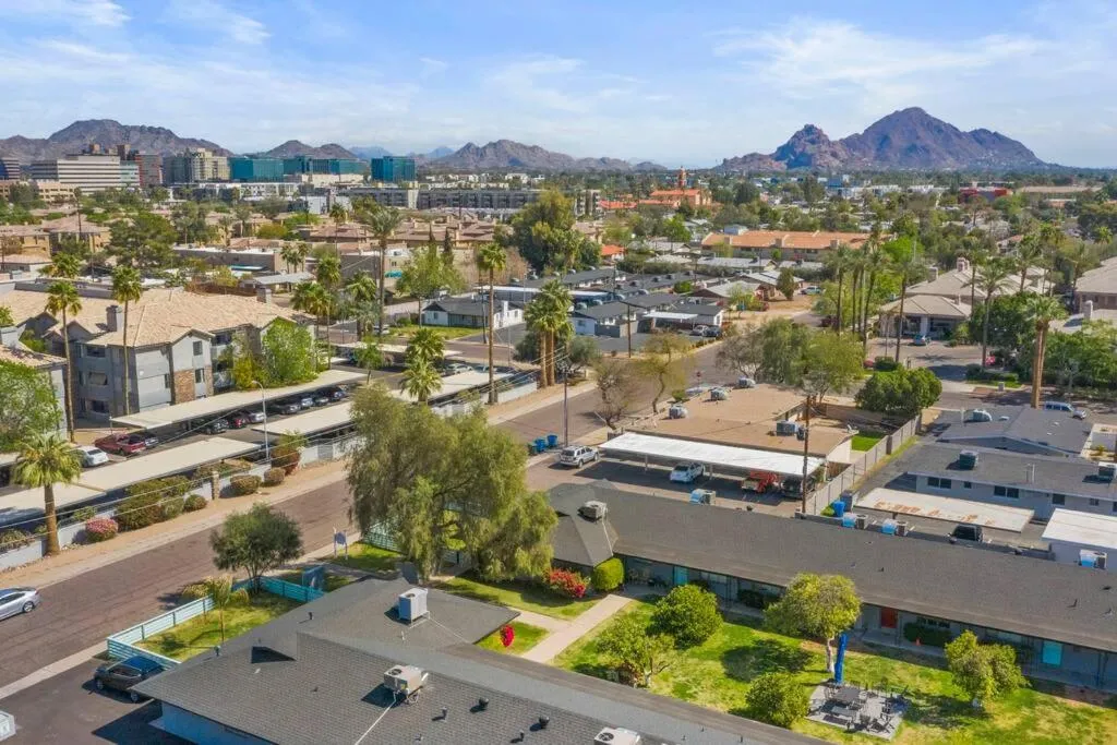 Contemporary Condo in Central Biltmore