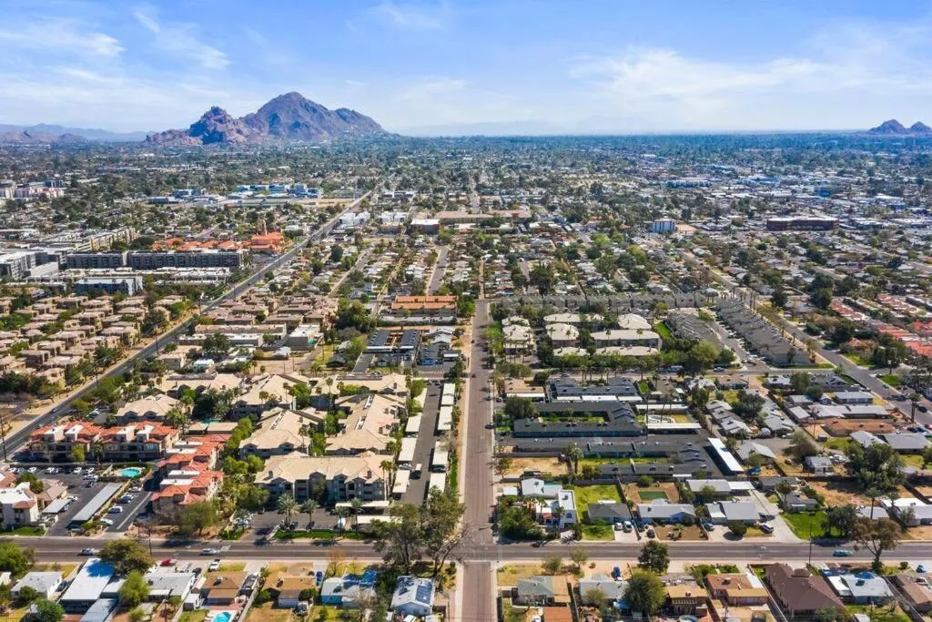 Contemporary Condo in Central Biltmore