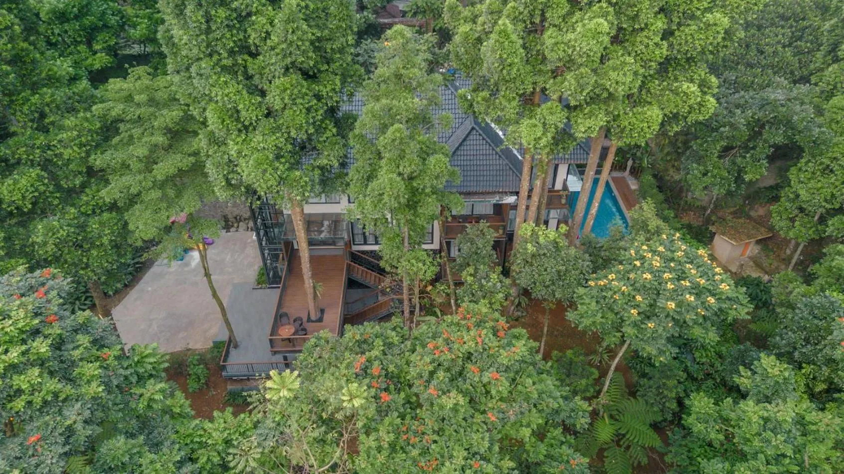 Property building in Plataran Puncak Residences