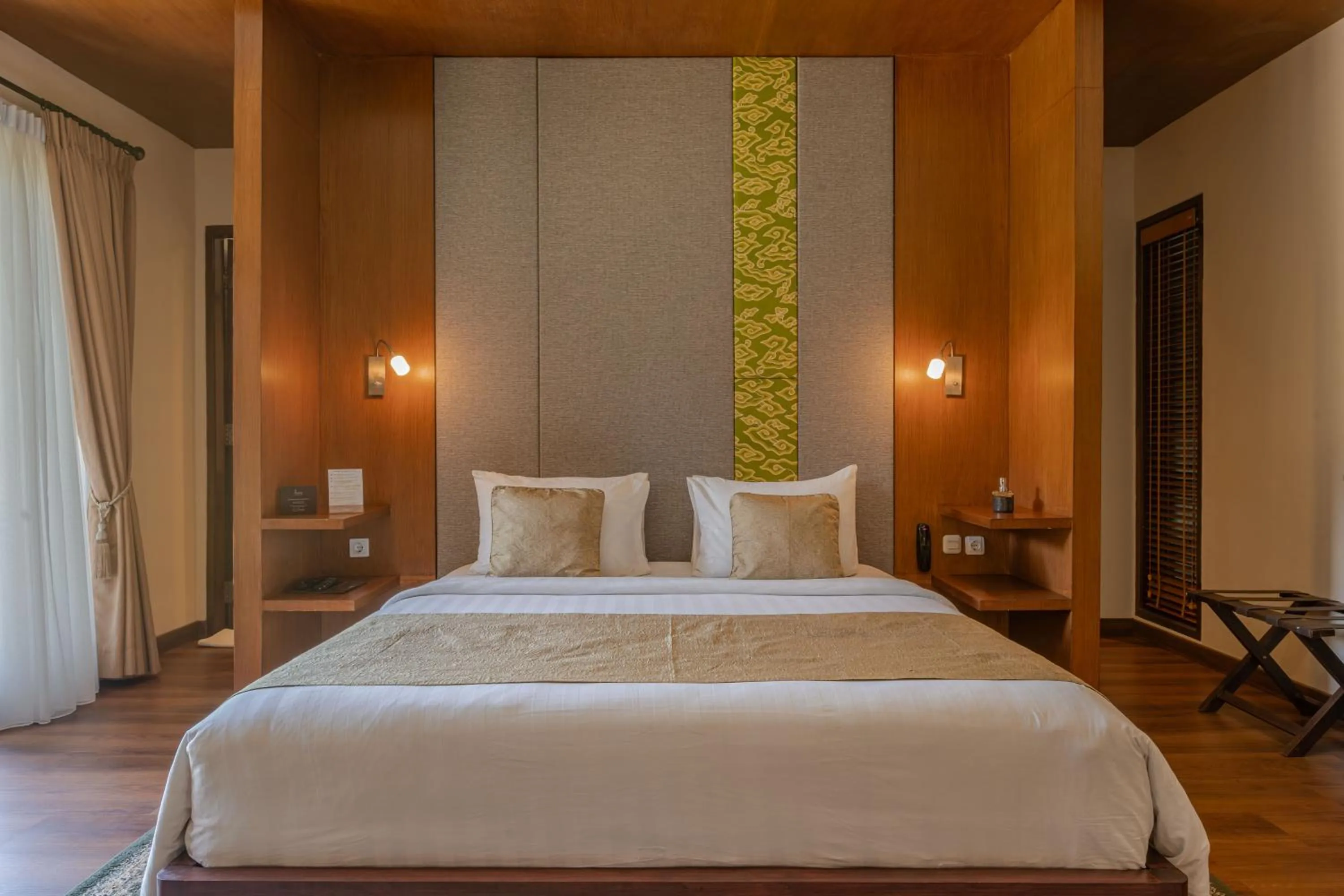 Bed in Plataran Puncak Residences
