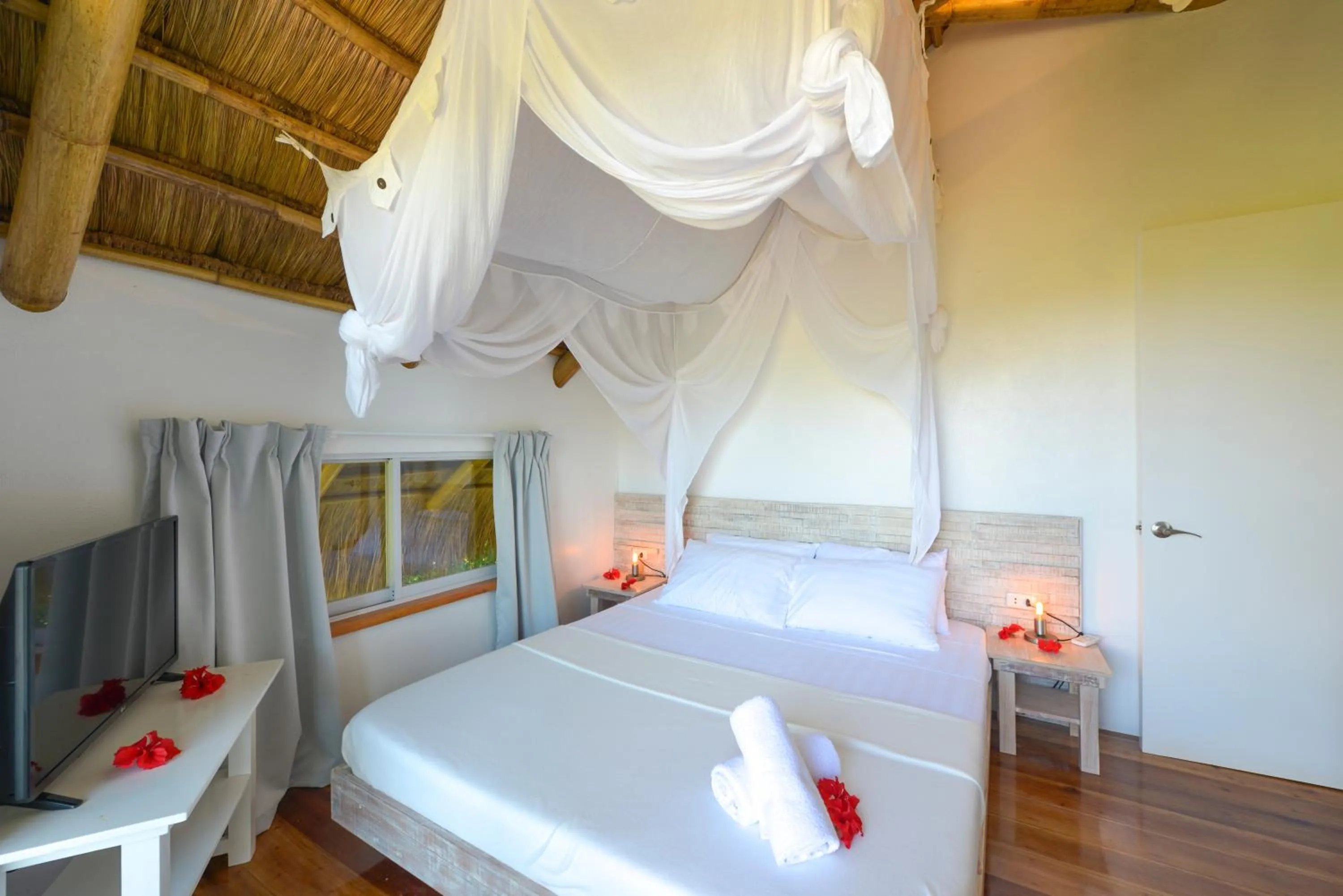 Bedroom, Bed in Diniview Villa Resort