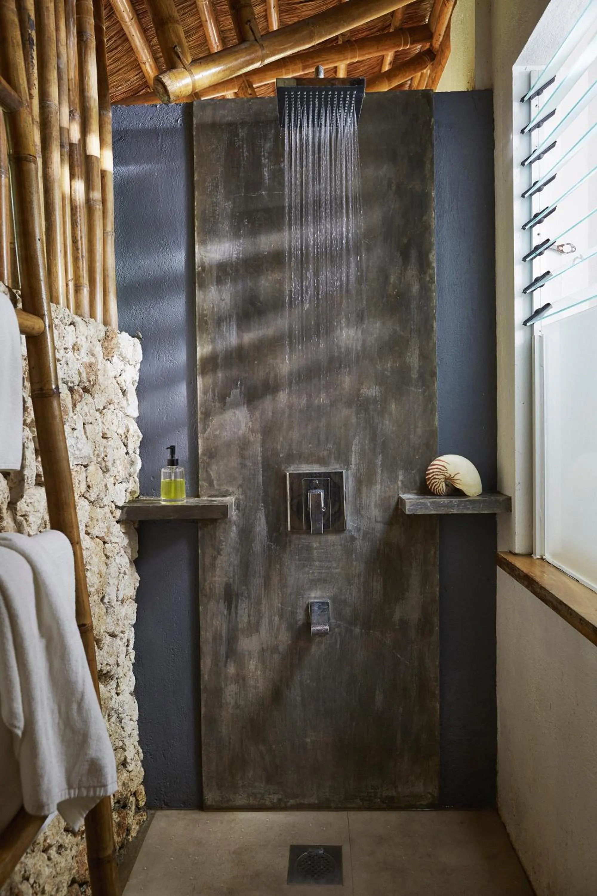 Shower in Diniview Villa Resort