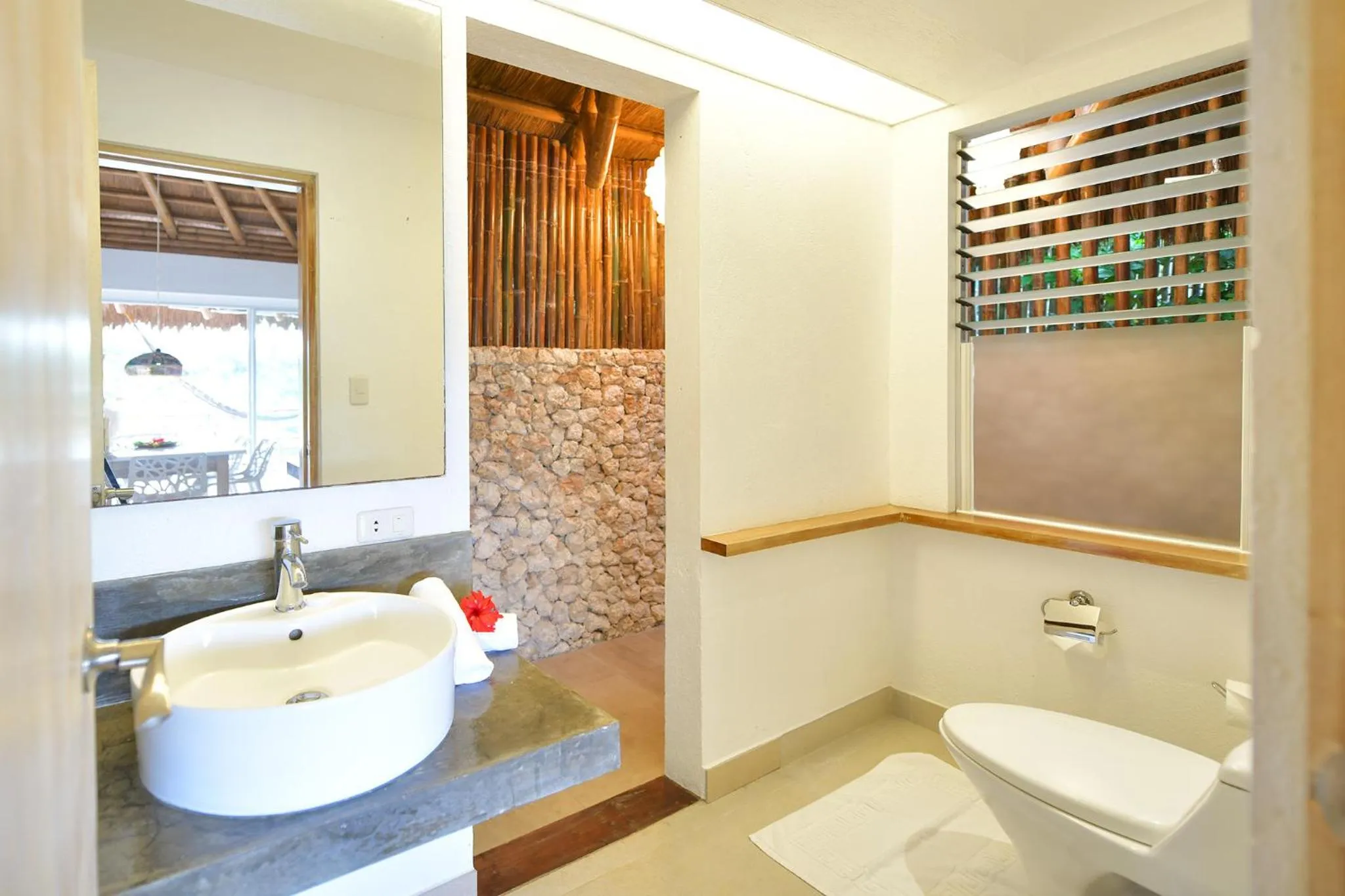 Toilet in Diniview Villa Resort