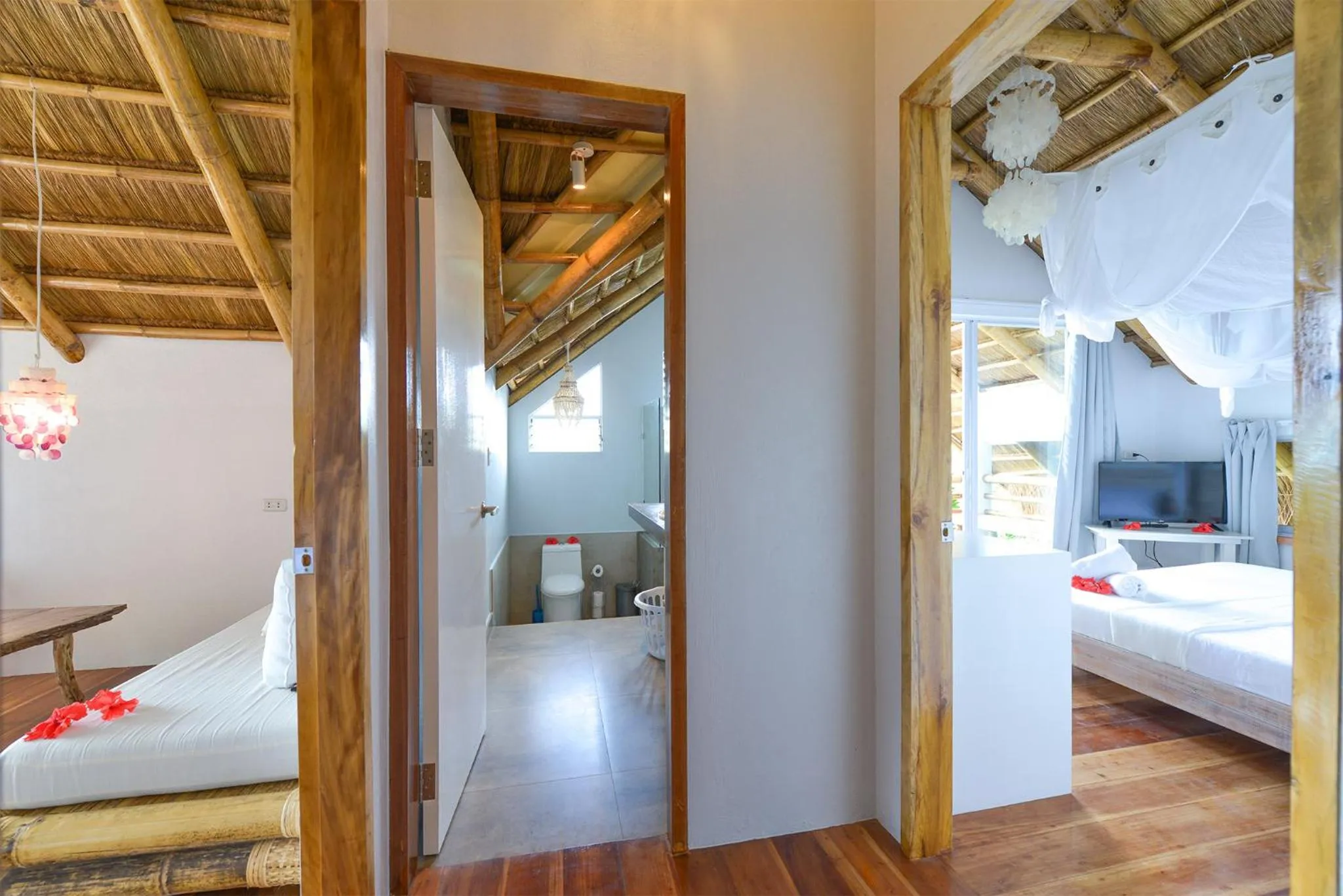 Bathroom, Bed in Diniview Villa Resort