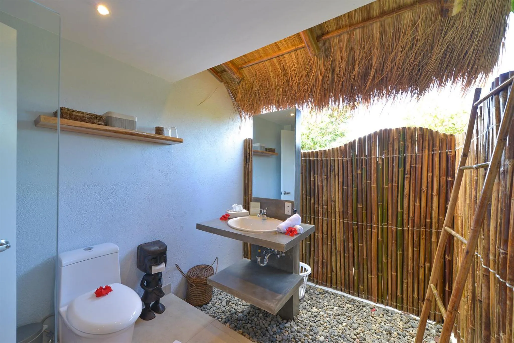 Bathroom in Diniview Villa Resort