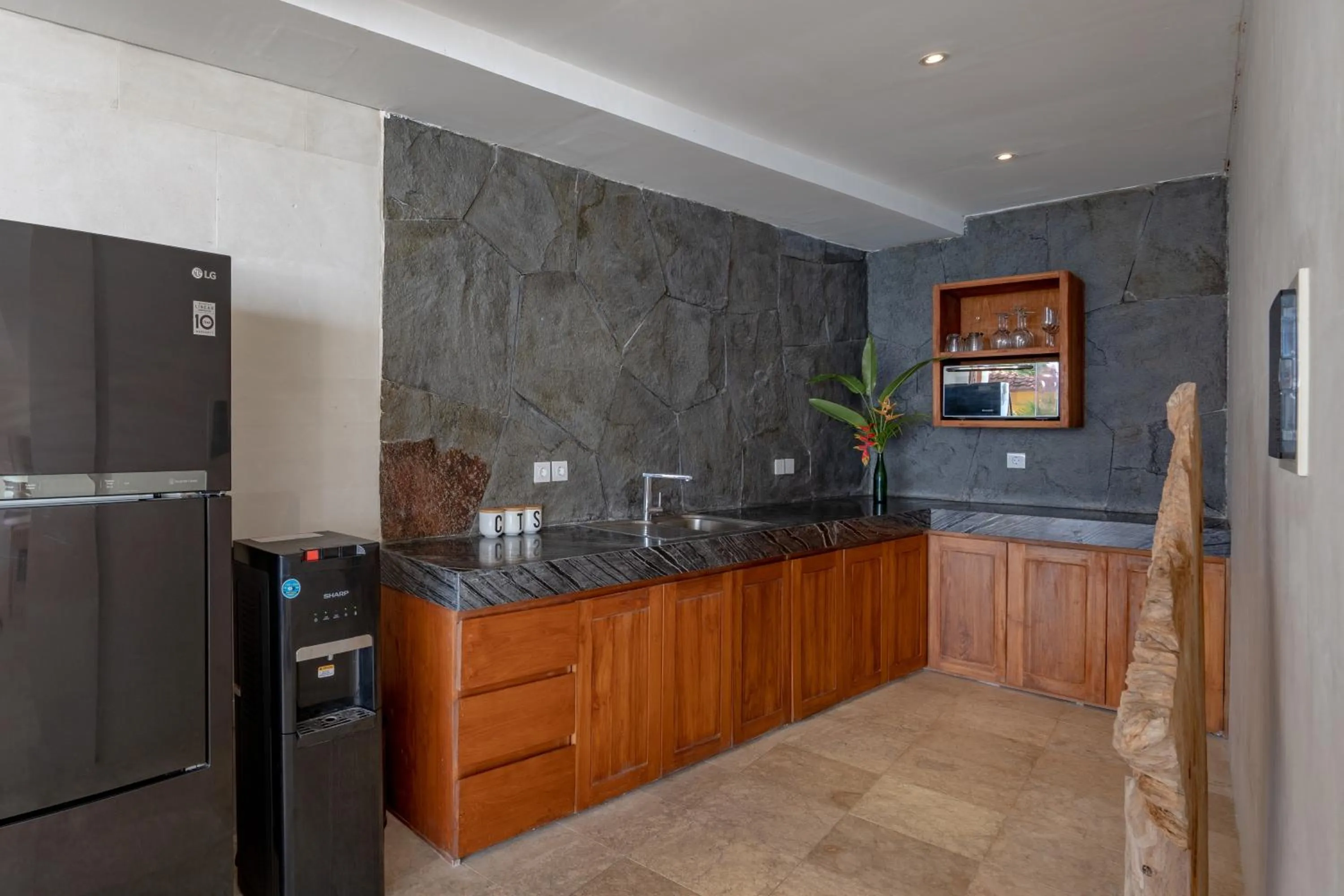 kitchen in Aqua Nusa - Luxury Lembongan Villas