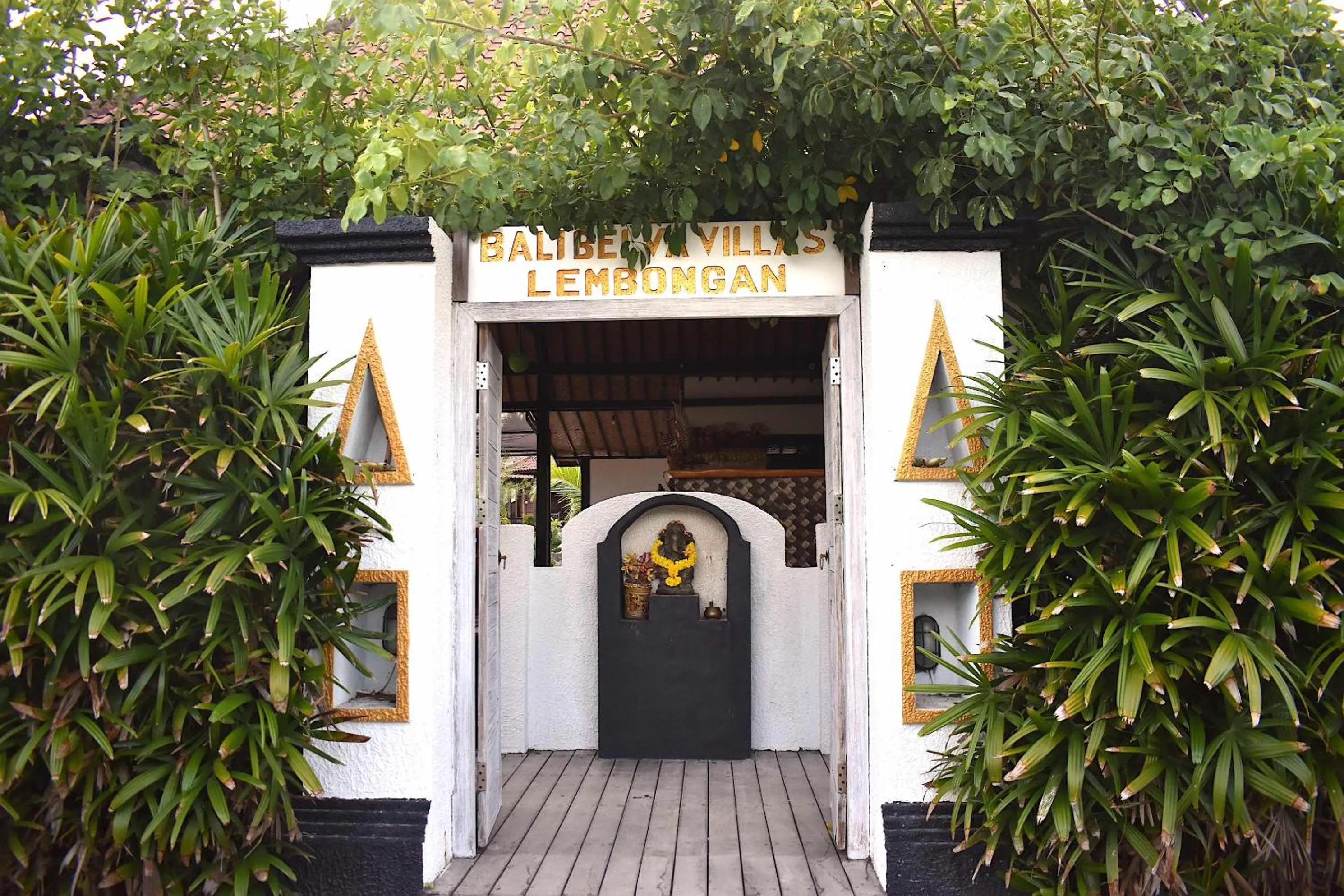 Facade/entrance in Bali Belva