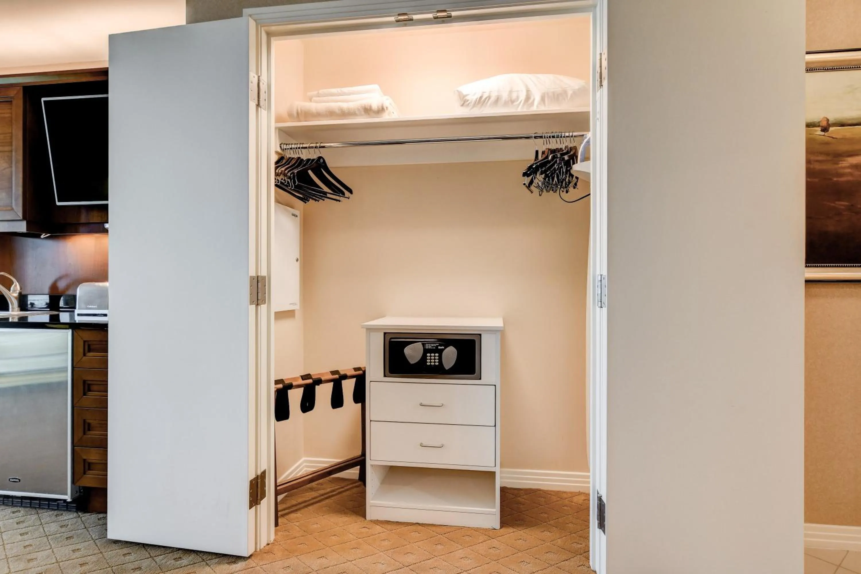 MGM Signature Towers by FantasticStay