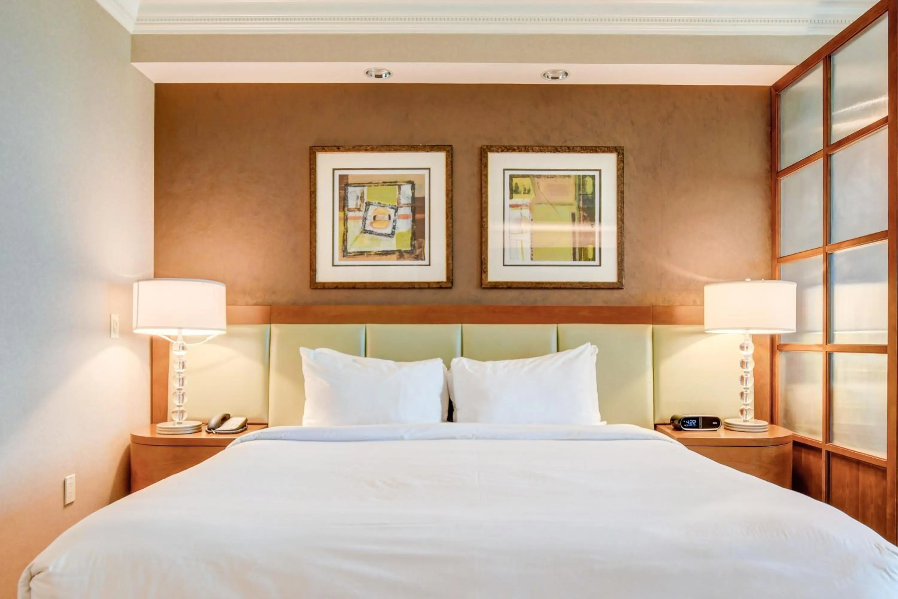 Bed in MGM Signature Towers by FantasticStay