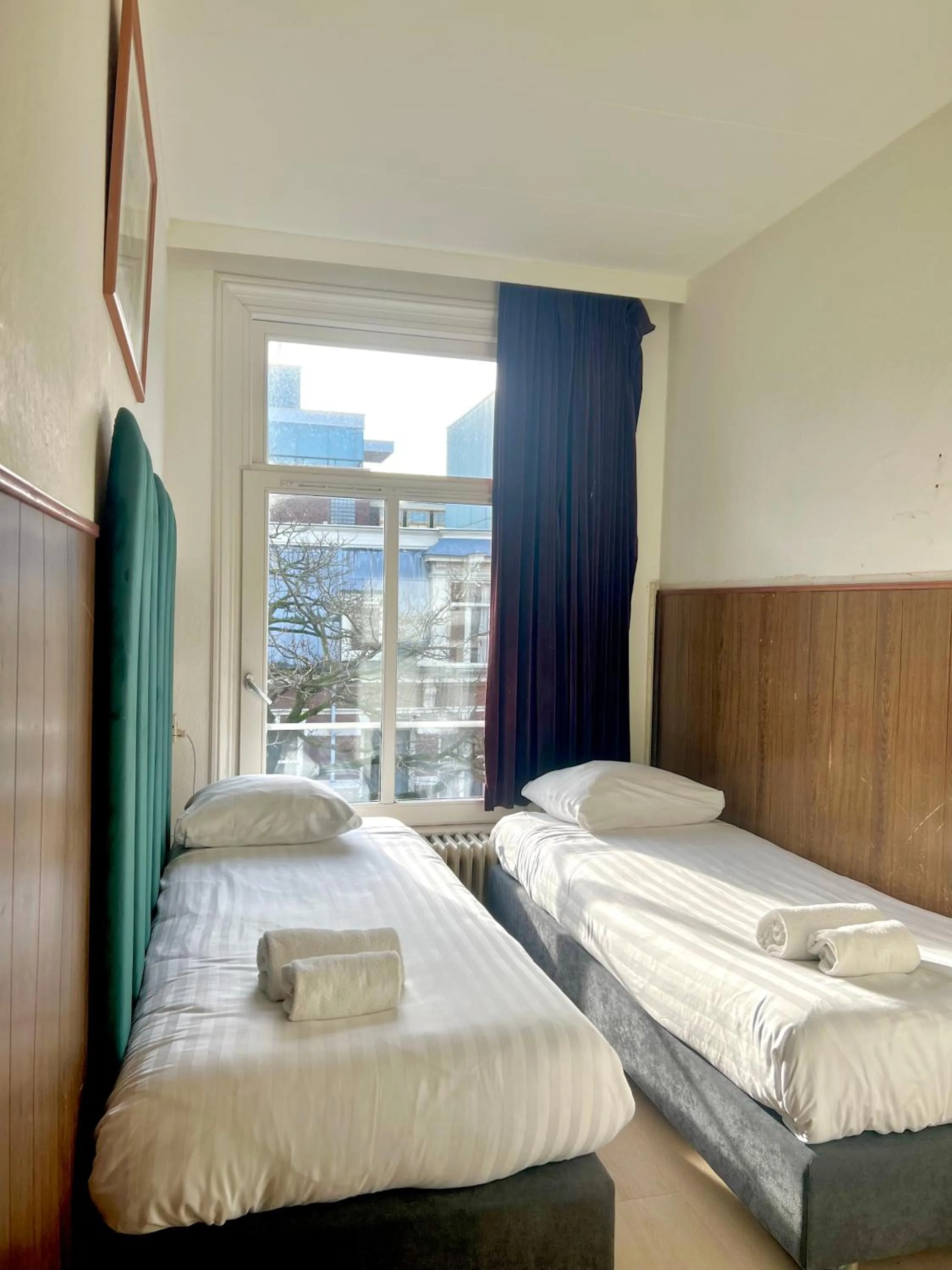 Bed in Hotel Kap City Centre