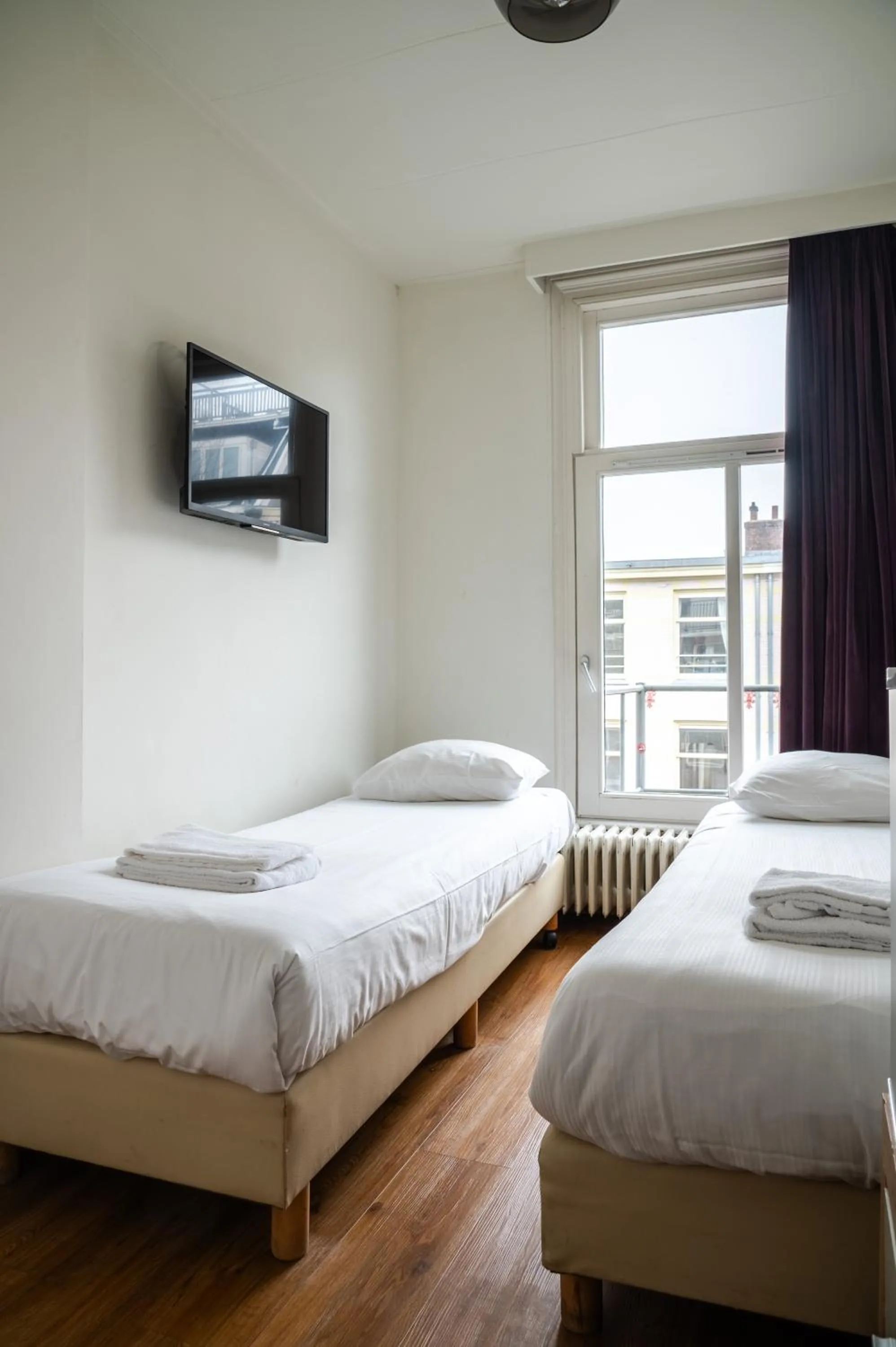 Bed in Hotel Kap City Centre