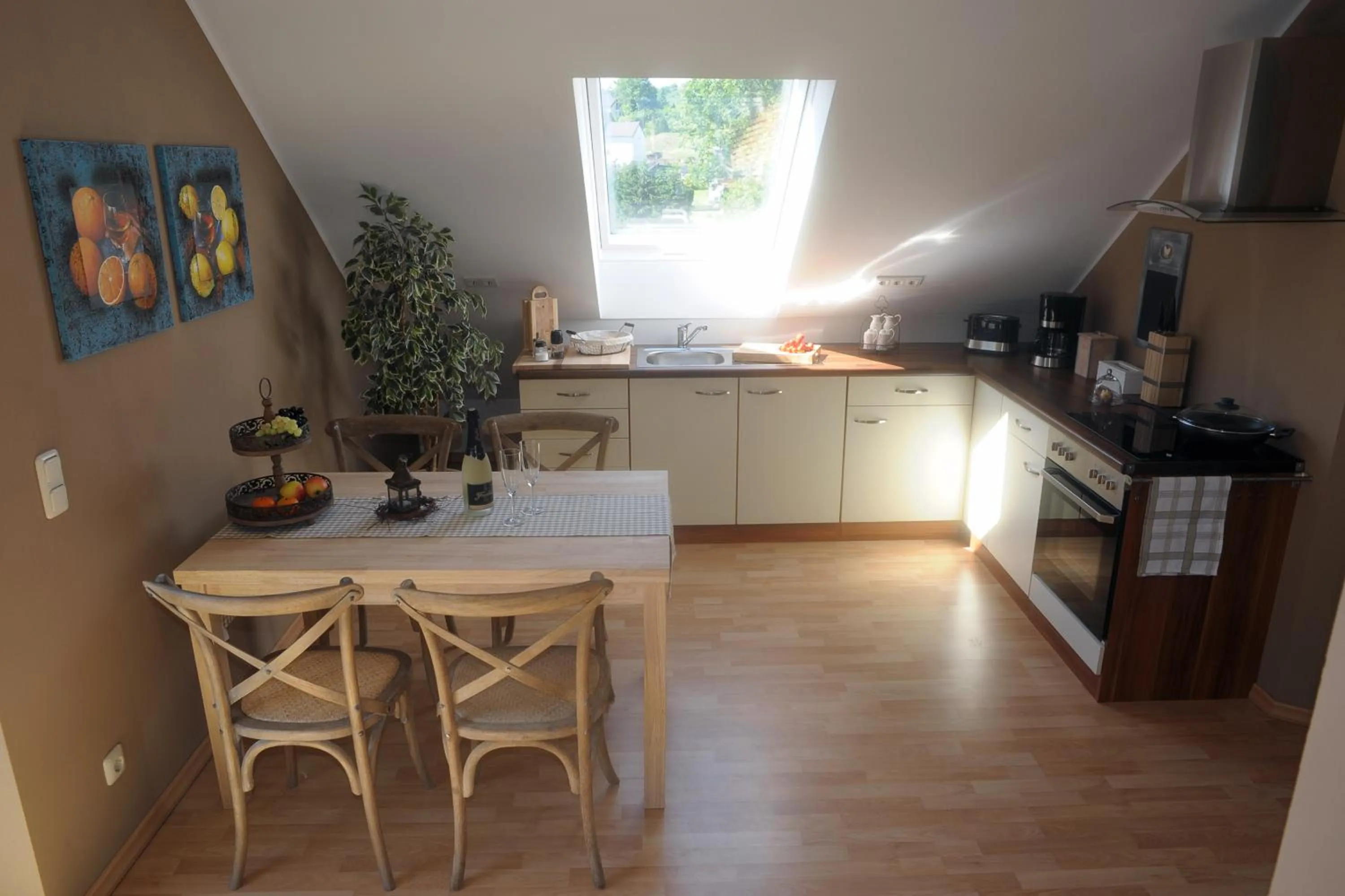 Kitchen or kitchenette in Ferienwohnung Landfein Schalkenmehren