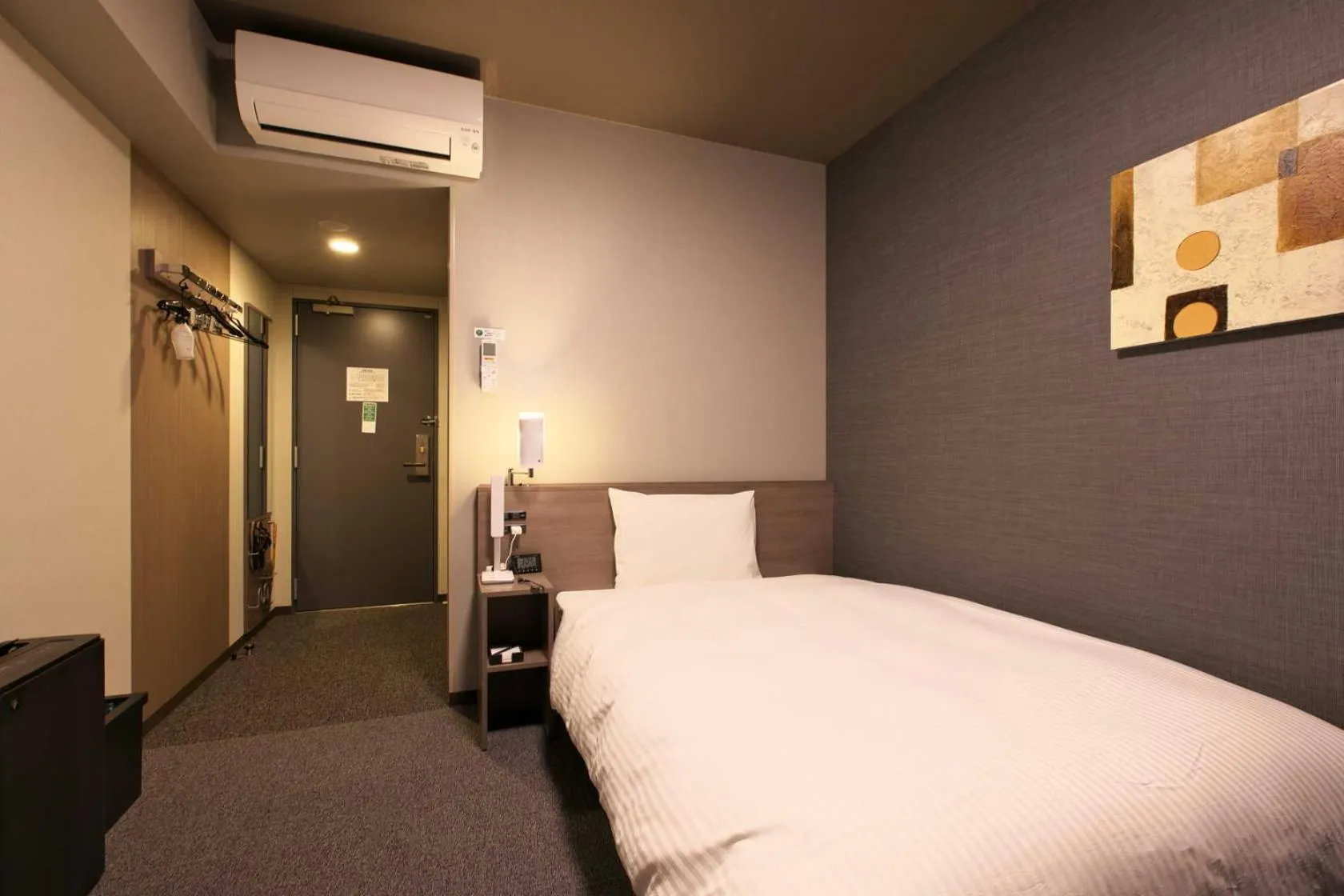 Photo of the whole room, Bed in Hotel Route Inn Grand Nakano Obuse