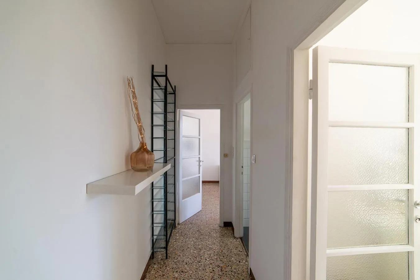 wardrobe in Hbhall Residenze Darsena