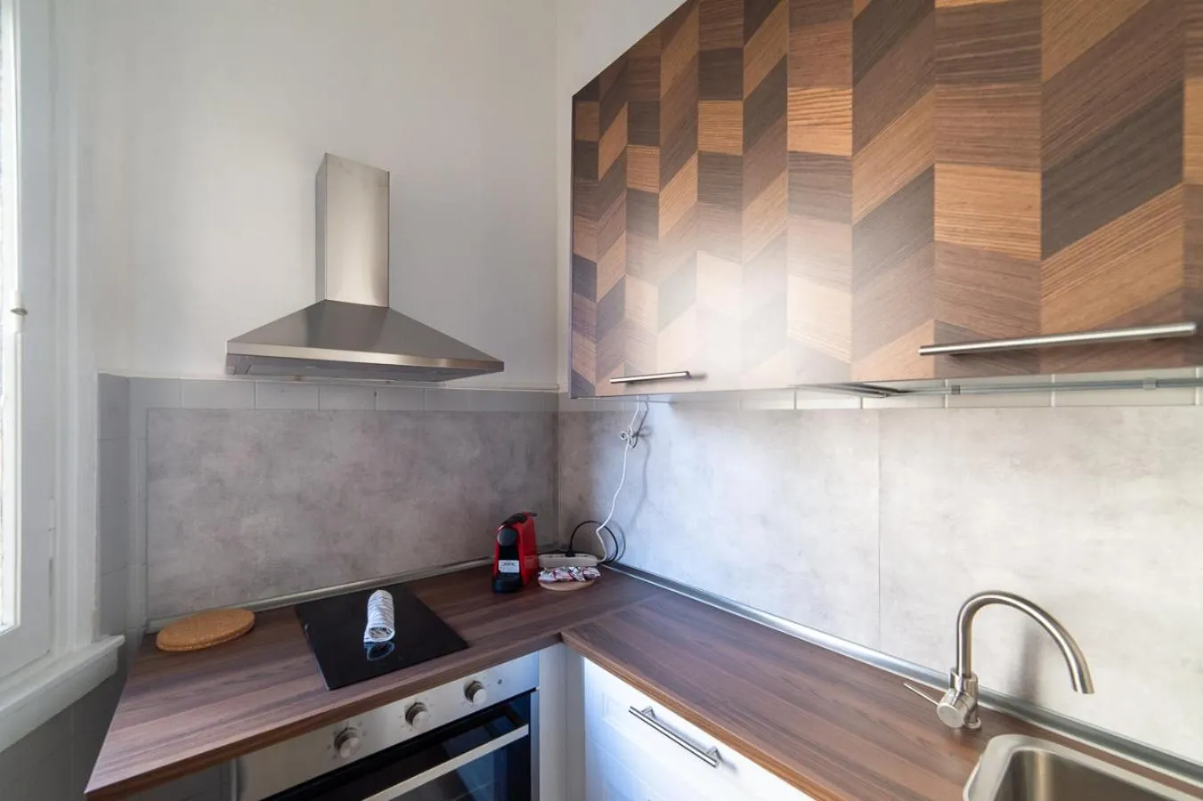 Kitchen or kitchenette in Hbhall Residenze Darsena