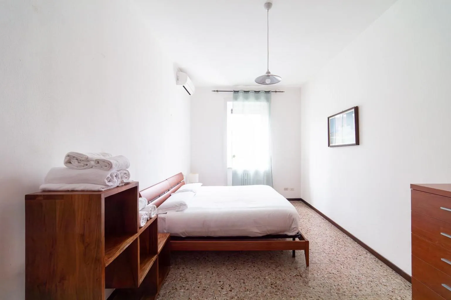 Photo of the whole room, Bed in Hbhall Residenze Darsena