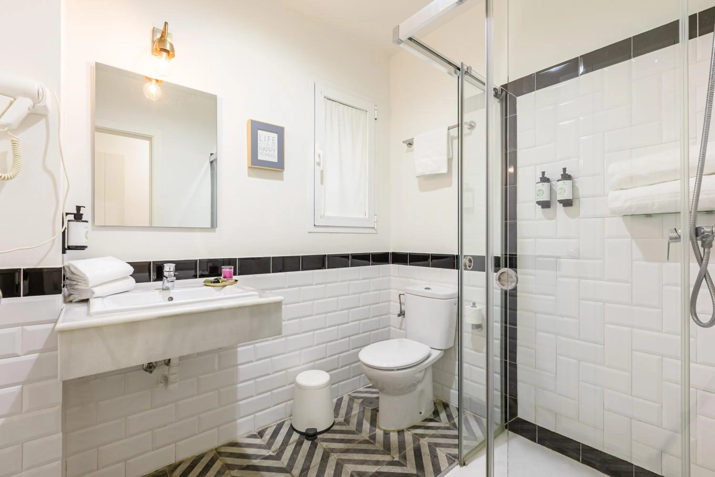 Shower in nüa alameda