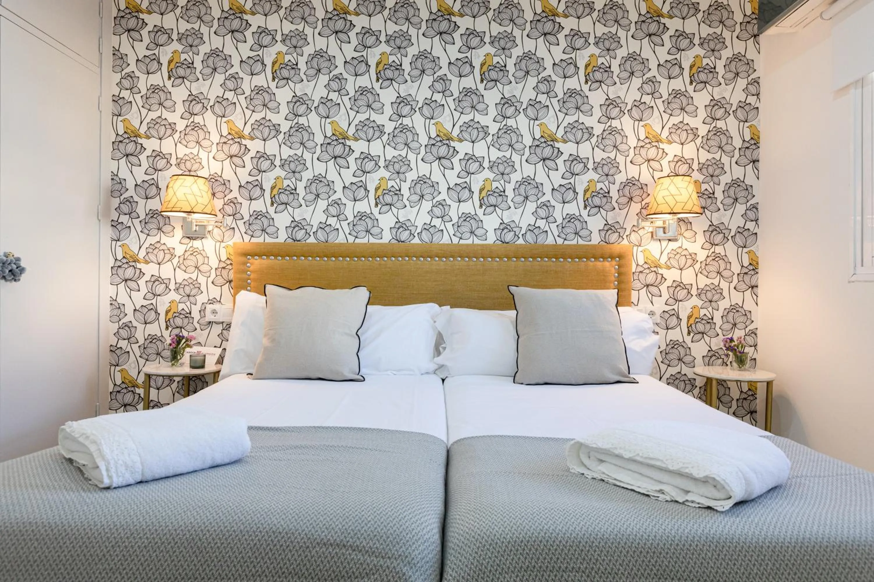 Bedroom, Bed in nüa alameda