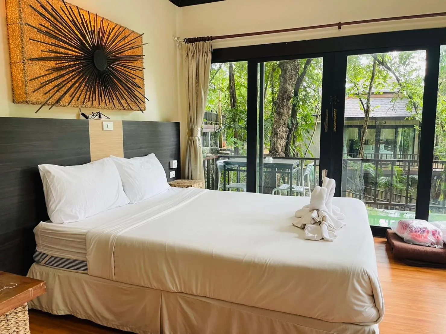 Bed in สงขลาคีรี รีสอร์ท SongkhlaKeeree Resort