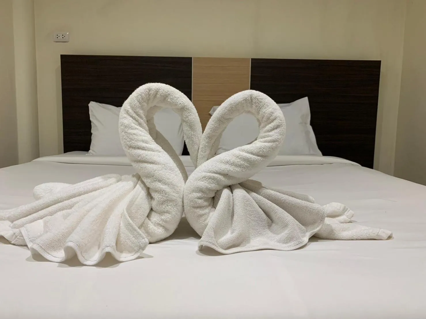 Bed in สงขลาคีรี รีสอร์ท SongkhlaKeeree Resort