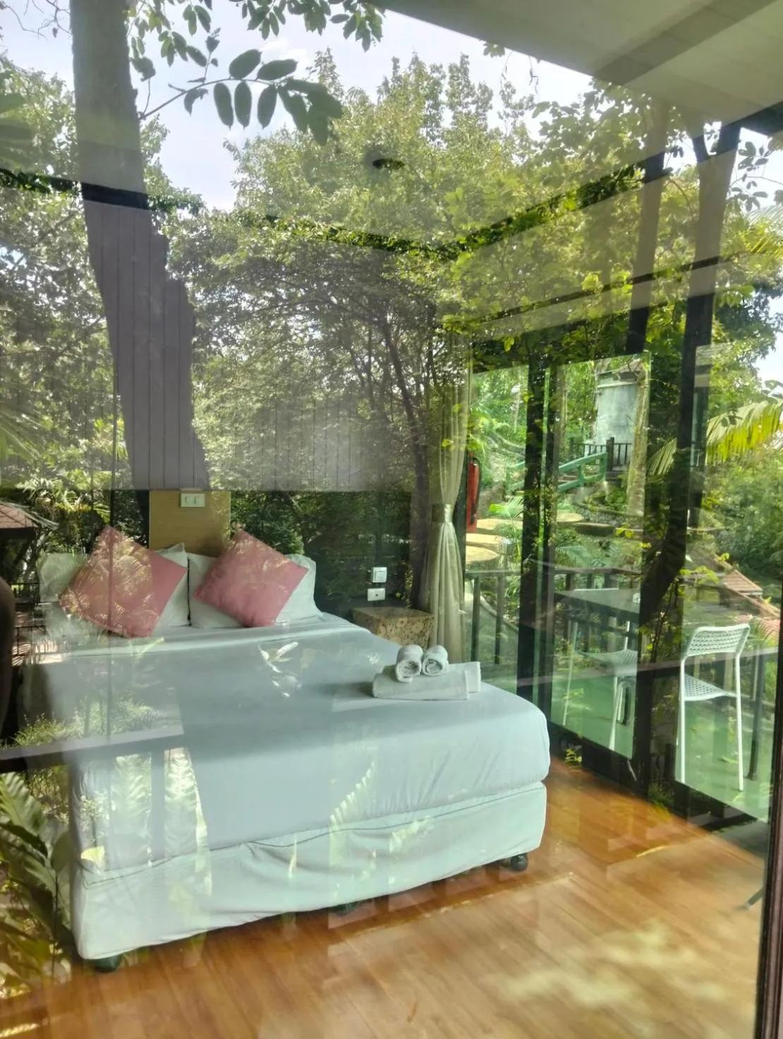 Bed in สงขลาคีรี รีสอร์ท SongkhlaKeeree Resort